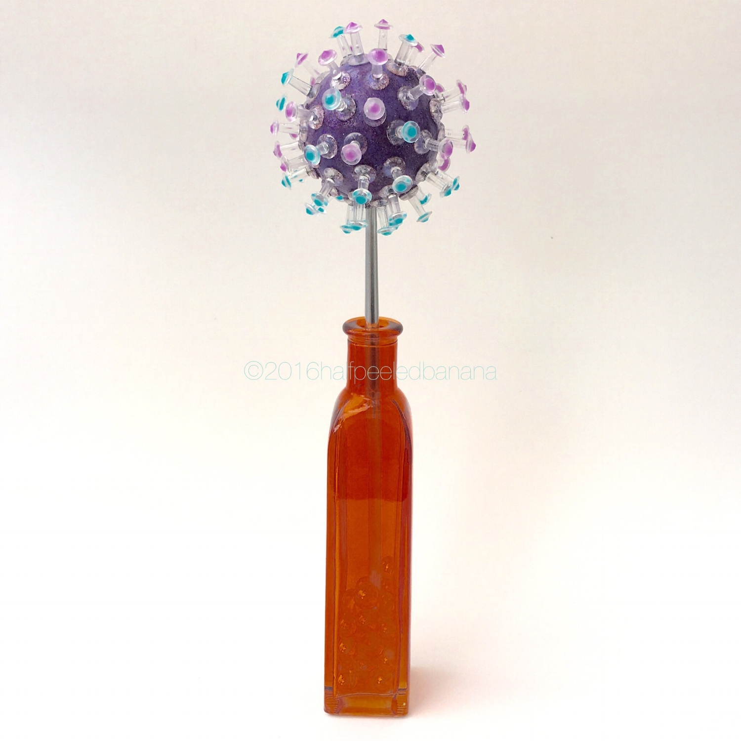 tabletop flower 3"pins style in dark purple with purple and blue dots