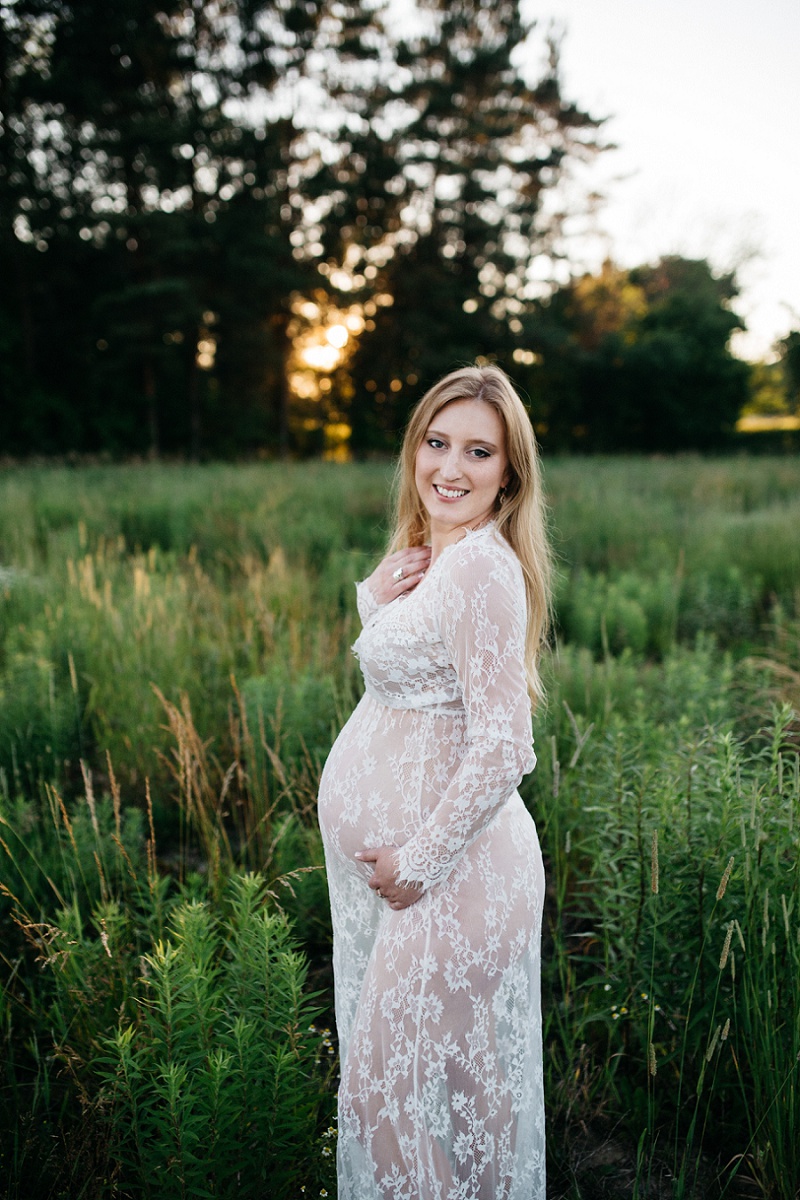 west-michigan-maternity-photographer-beth-maternity-session-6.jpg