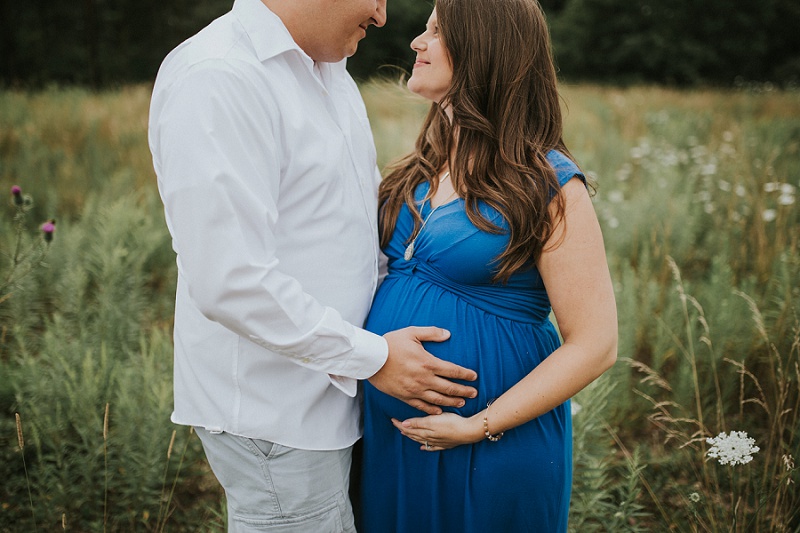 ludington-michigan-maternity-photographer-west-michigan-sand-dunes-maternity-jennifer_0117.jpg