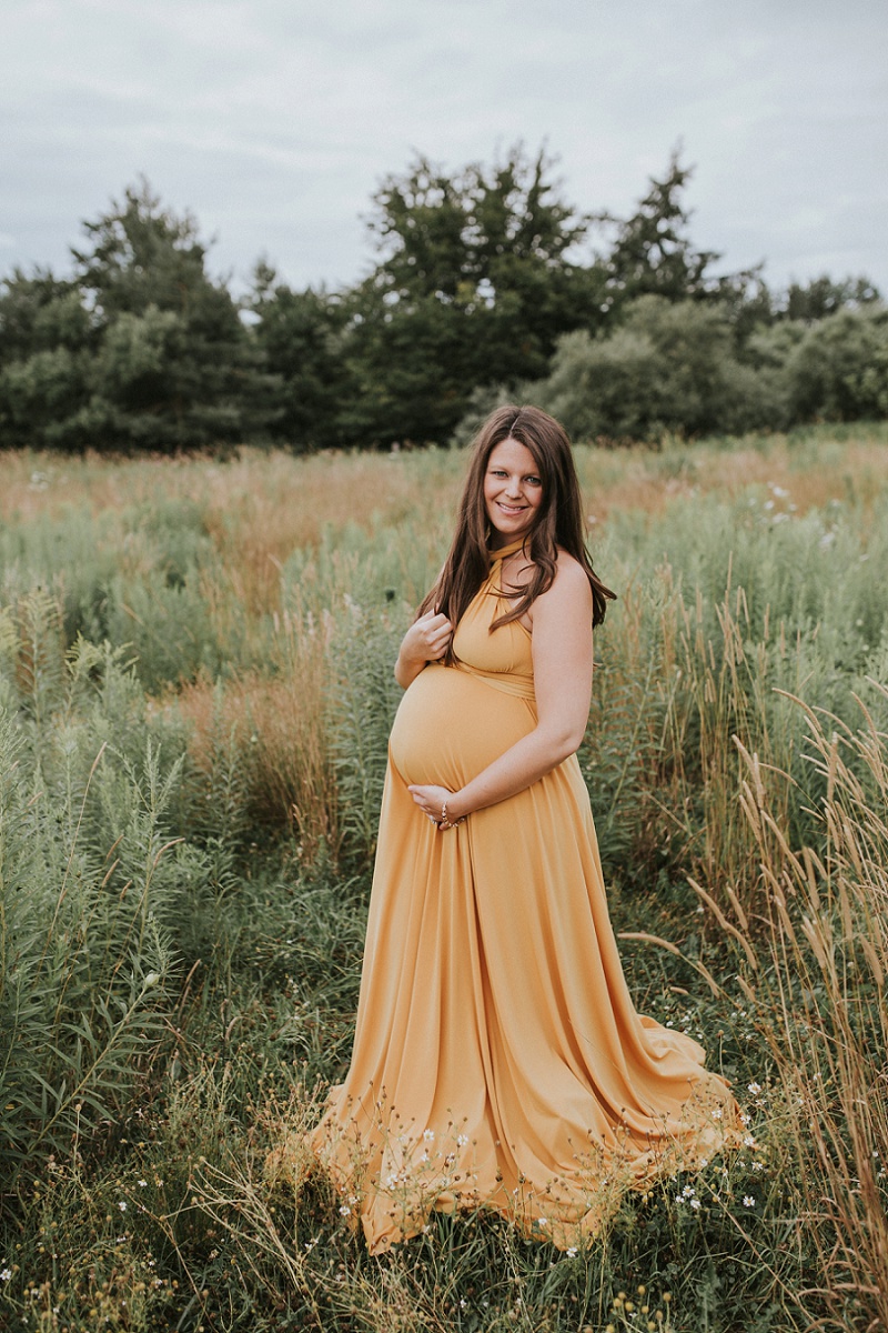 ludington-michigan-maternity-photographer-west-michigan-sand-dunes-maternity-jennifer_0121.jpg