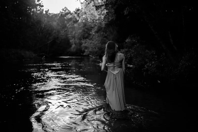 ludington-michigan-motherhood-photographer-west-michigan-river-session-ellen_0140.jpg