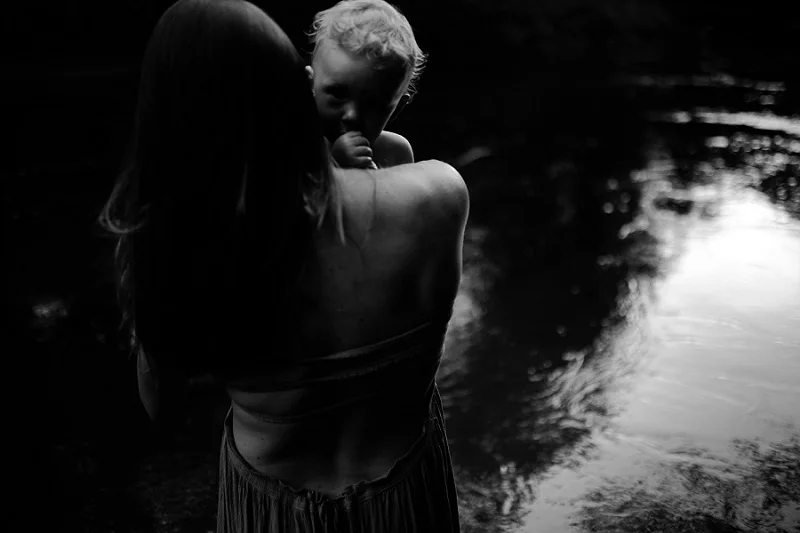 ludington-michigan-motherhood-photographer-west-michigan-river-session-ellen_0143.jpg