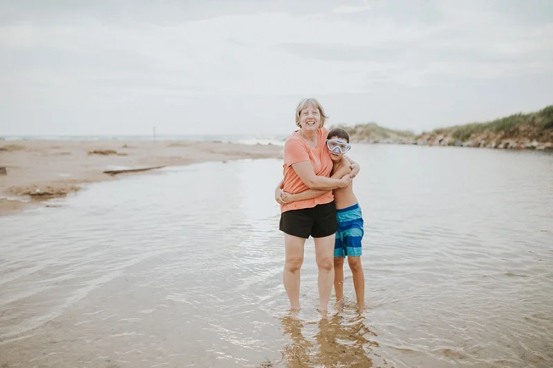 ludington-michigan-photographer-beach-session-minis_0051.jpg