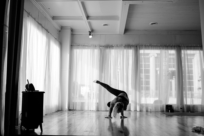 west-michigan-yoga-pound-fit-studio-stay-twisted-ludington-michigan-yoga-spin-pound-fit-studio-lauri-8310.jpg