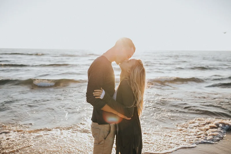 west-michigan-lifestyle-photographer-ludington-michigan-engagement-session-with-rachel-and-austin-8829.jpg