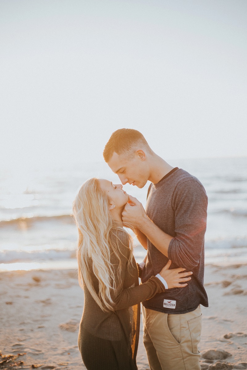 west-michigan-lifestyle-photographer-ludington-michigan-engagement-session-with-rachel-and-austin-8949.jpg