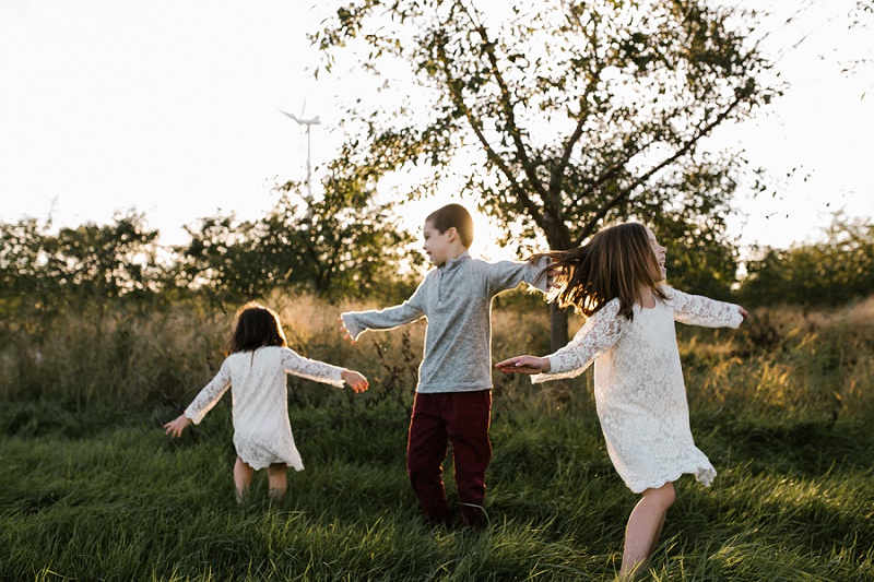 west-michigan-family-photographer-ludington-michigan-fall-lifestyle-session-with-the-lobos-2736.jpg