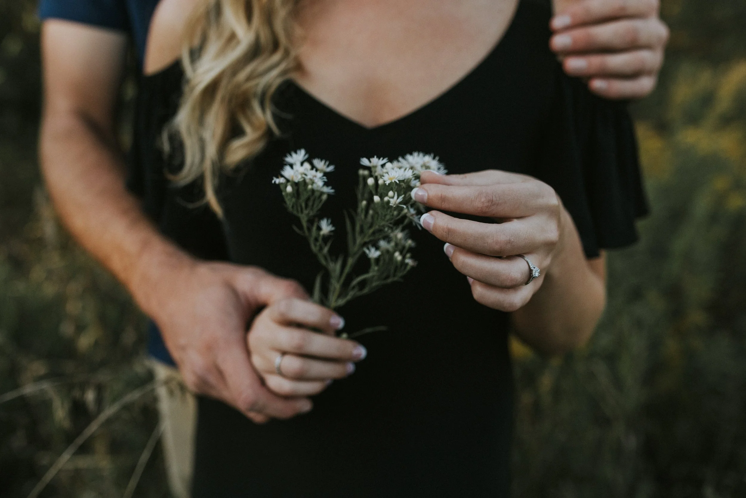 west-michigan-couples-photographer-ludington-michigan-engagement-session-wth-emily-and-taylor-2714.jpg