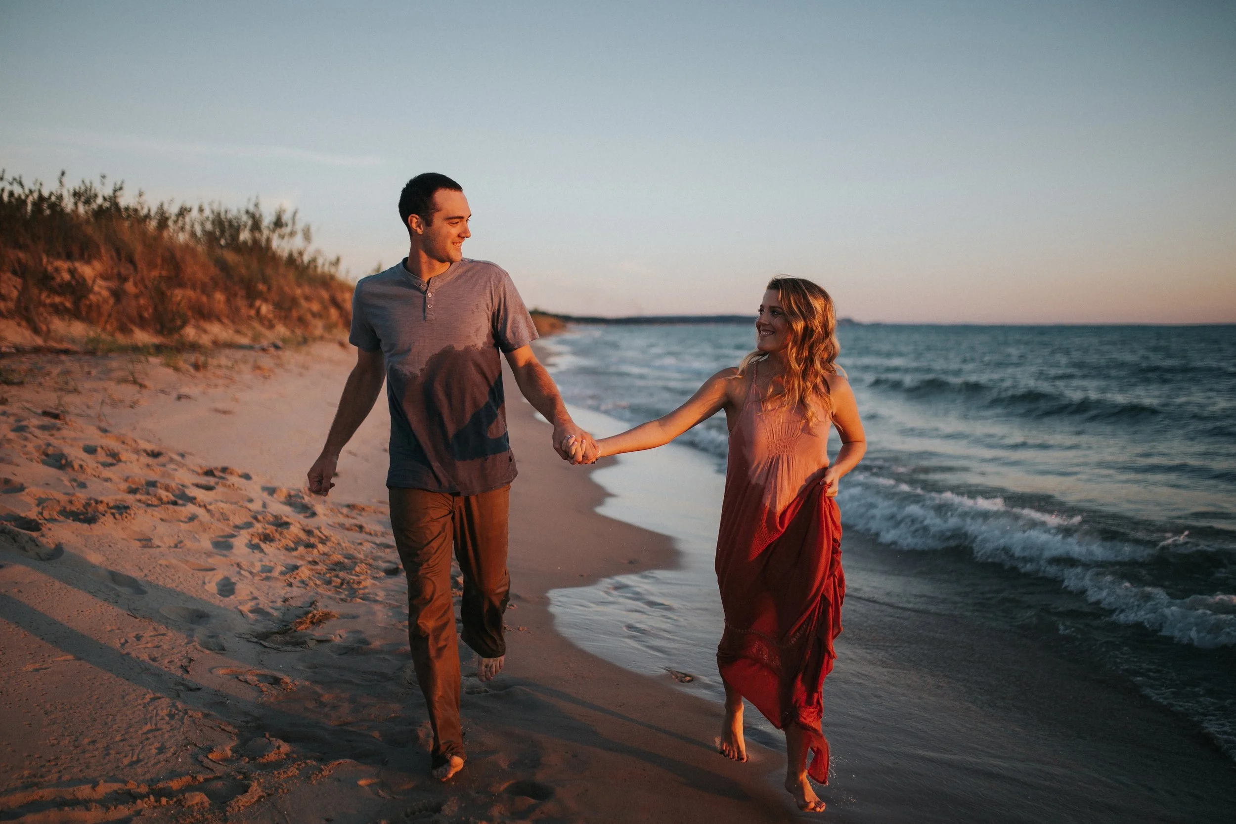 west-michigan-couples-photographer-ludington-michigan-engagement-session-wth-emily-and-taylor-2962.jpg