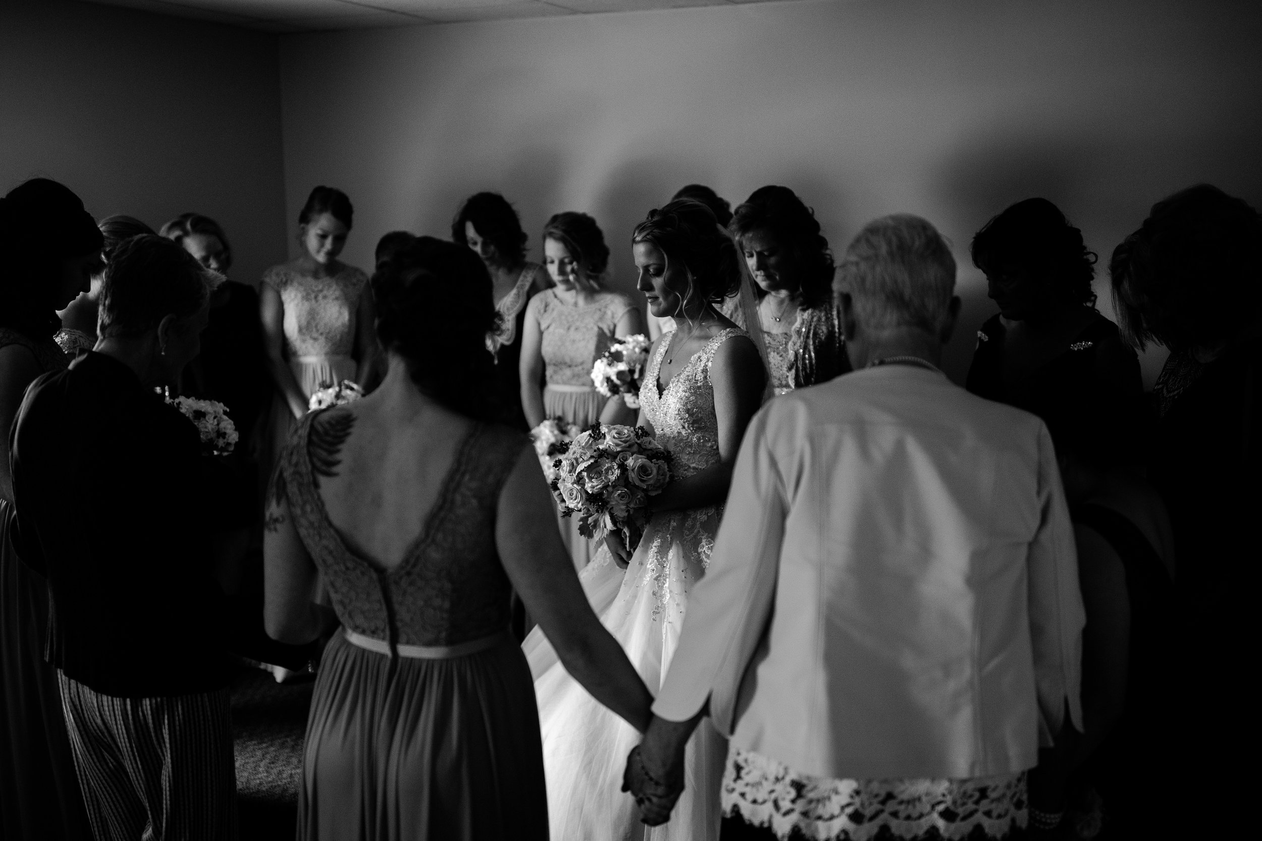 taylor_emily_michigan_wedding_jessica_max_0015.jpg