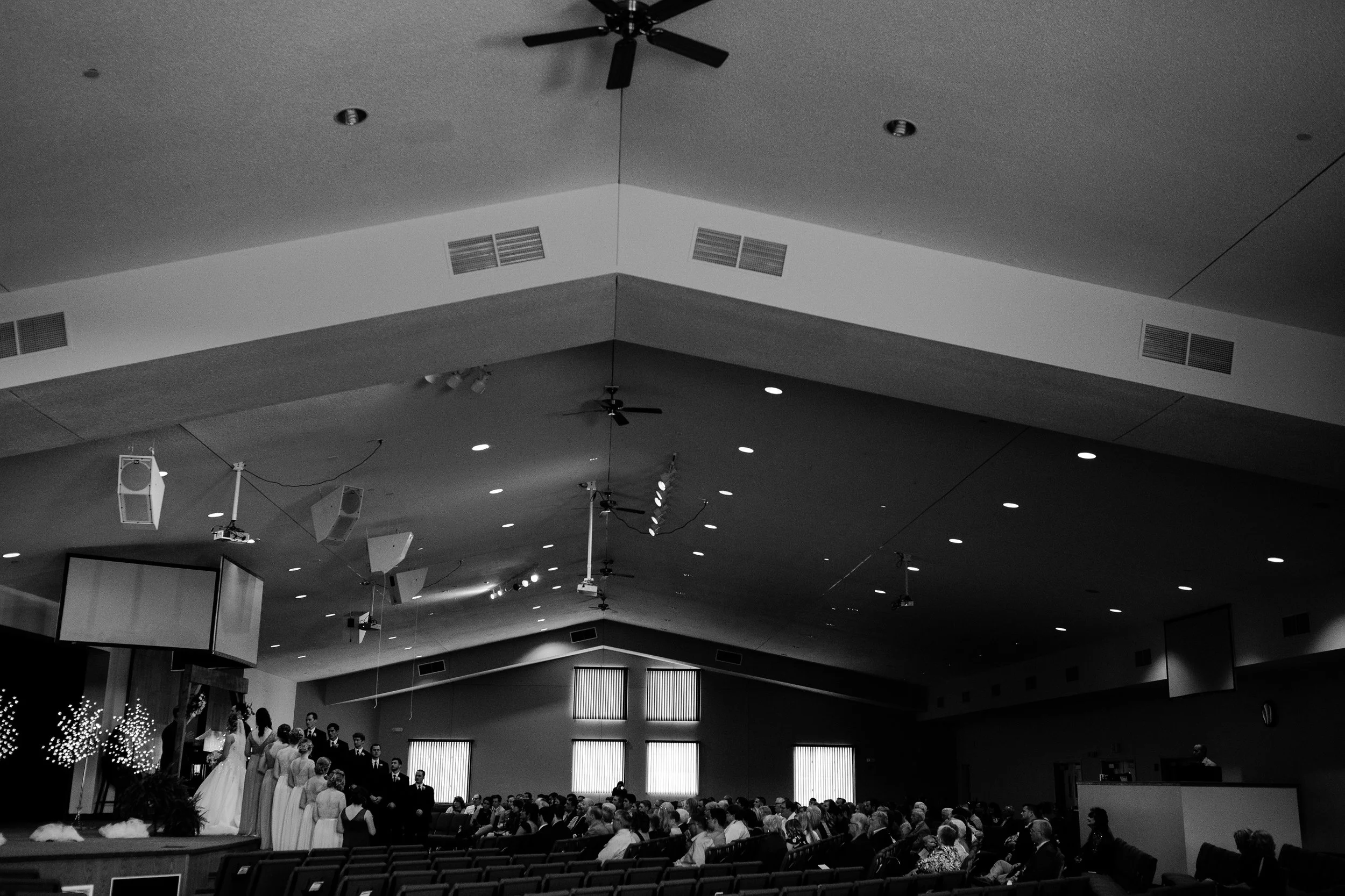taylor_emily_michigan_wedding_jessica_max_0024.jpg