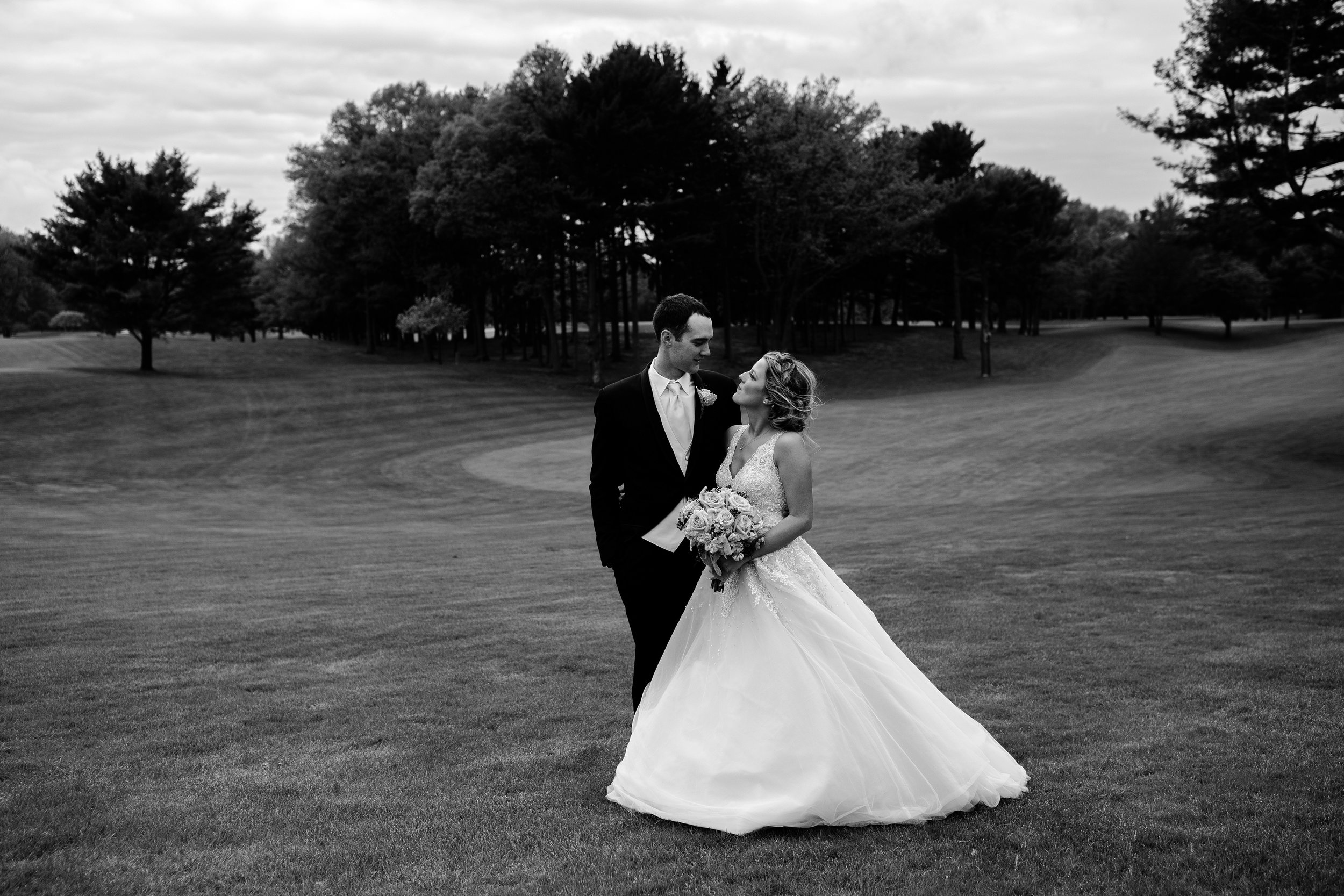 taylor_emily_michigan_wedding_jessica_max_0004.jpg