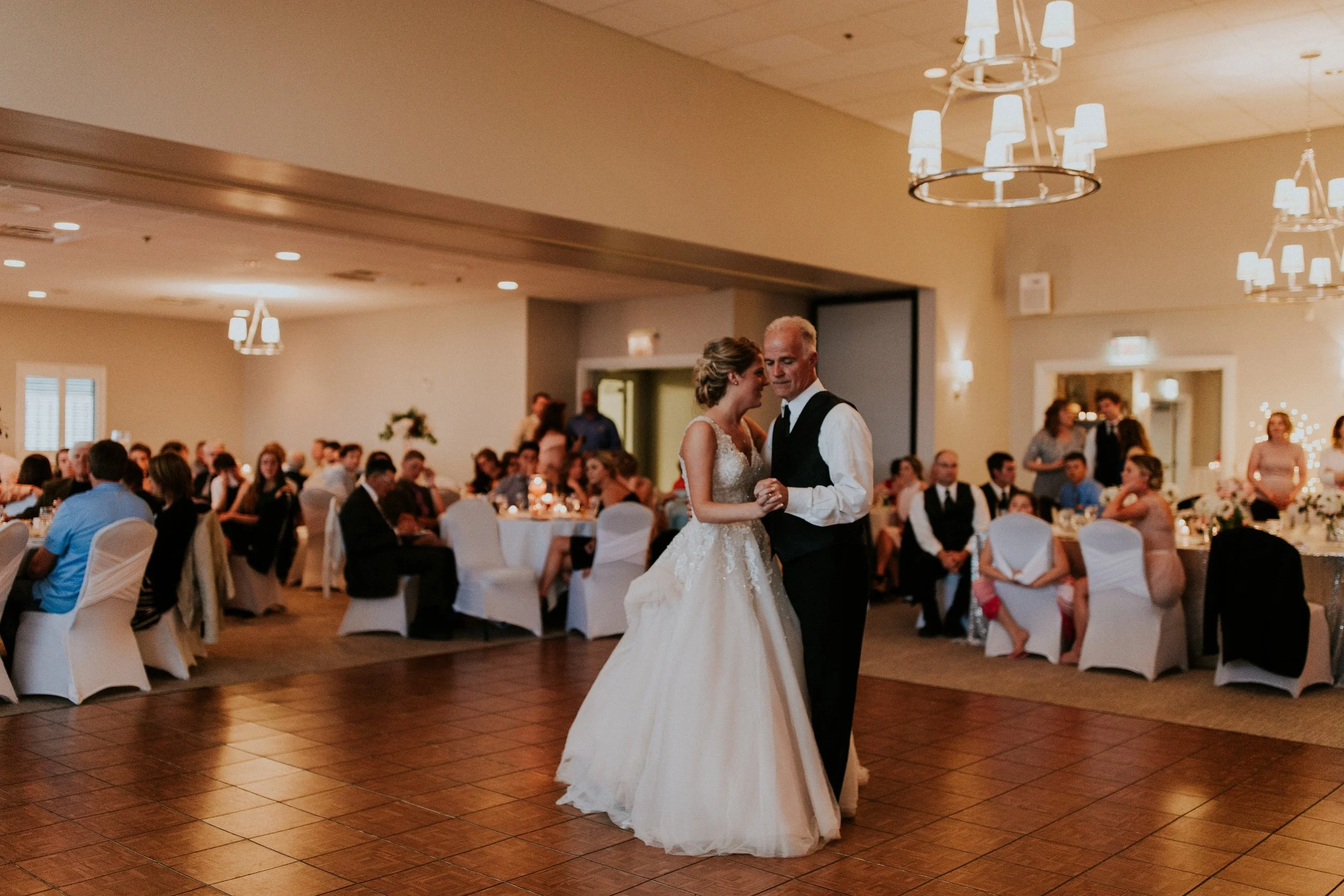 taylor_emily_michigan_wedding_jessica_max_0013.jpg