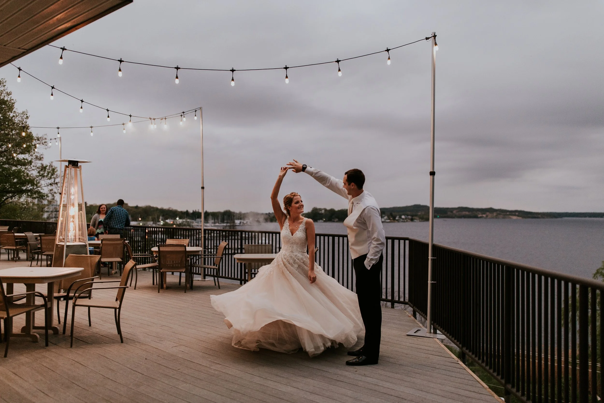 taylor_emily_michigan_wedding_jessica_max_0019.jpg