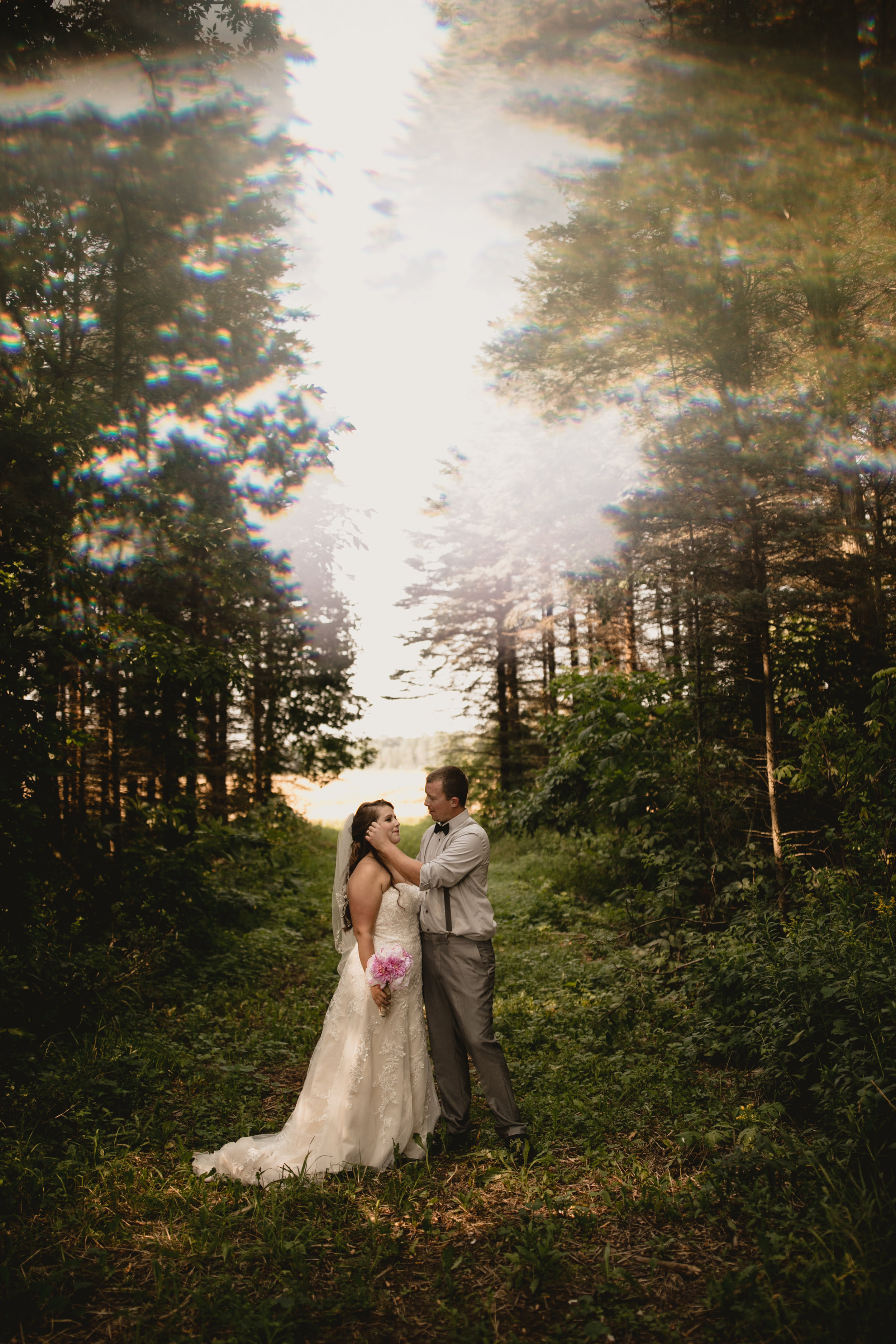 west-michigan-wedding-photographer-ludington-mi-trillium-creek-jaclyn-russ-776.jpg