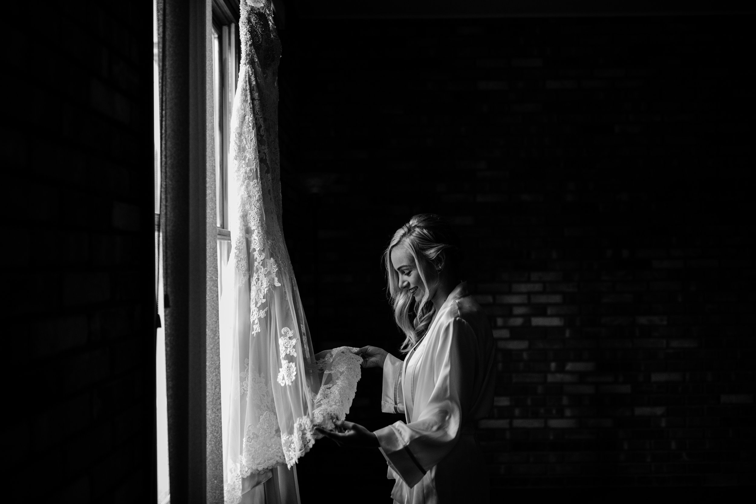 west-michigan-wedding-photographer-whitehall-rachel-austin-chapel-in-the-pines-122.jpg