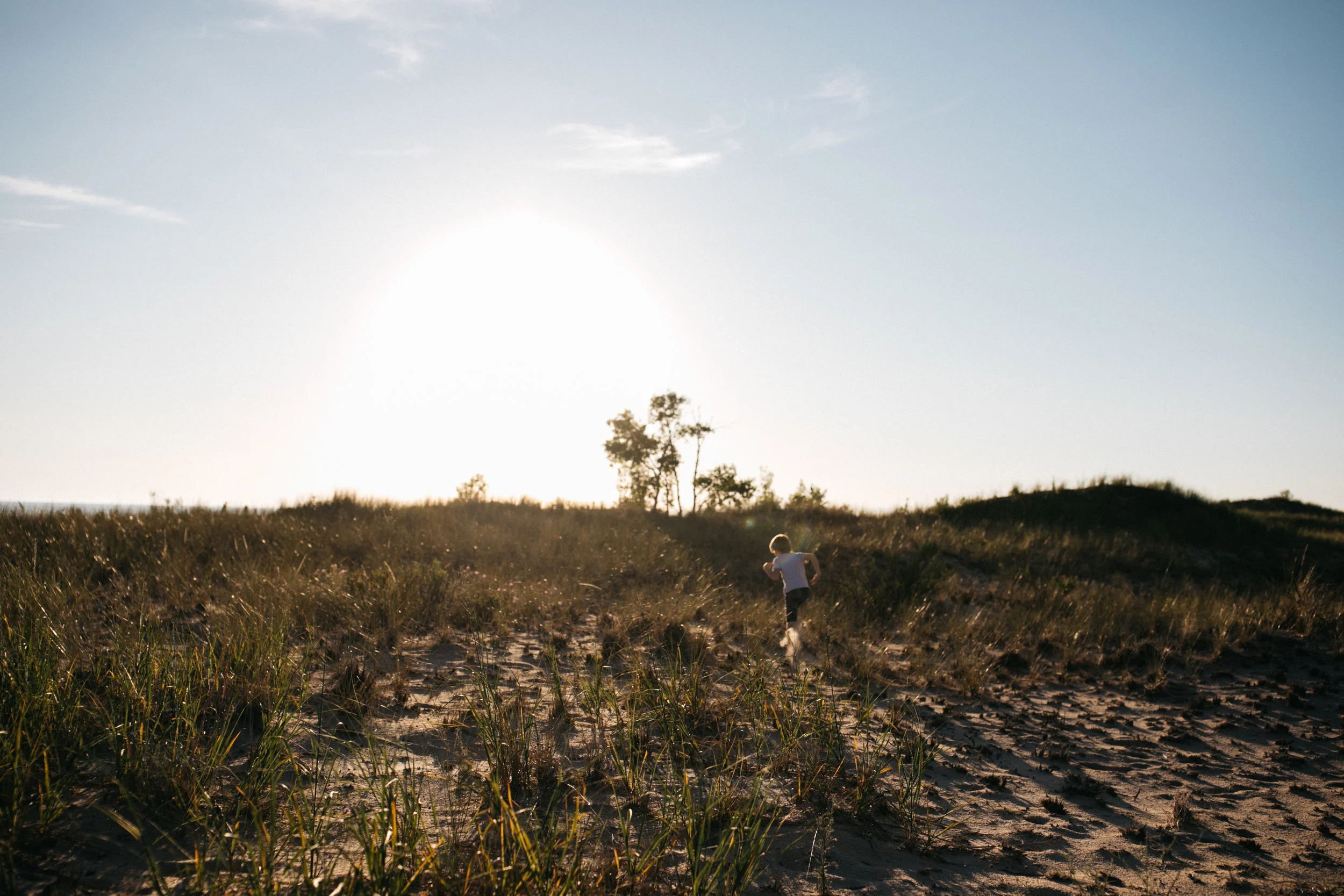michigan-storytelling-photographer-ludington-beach-live-4.jpg