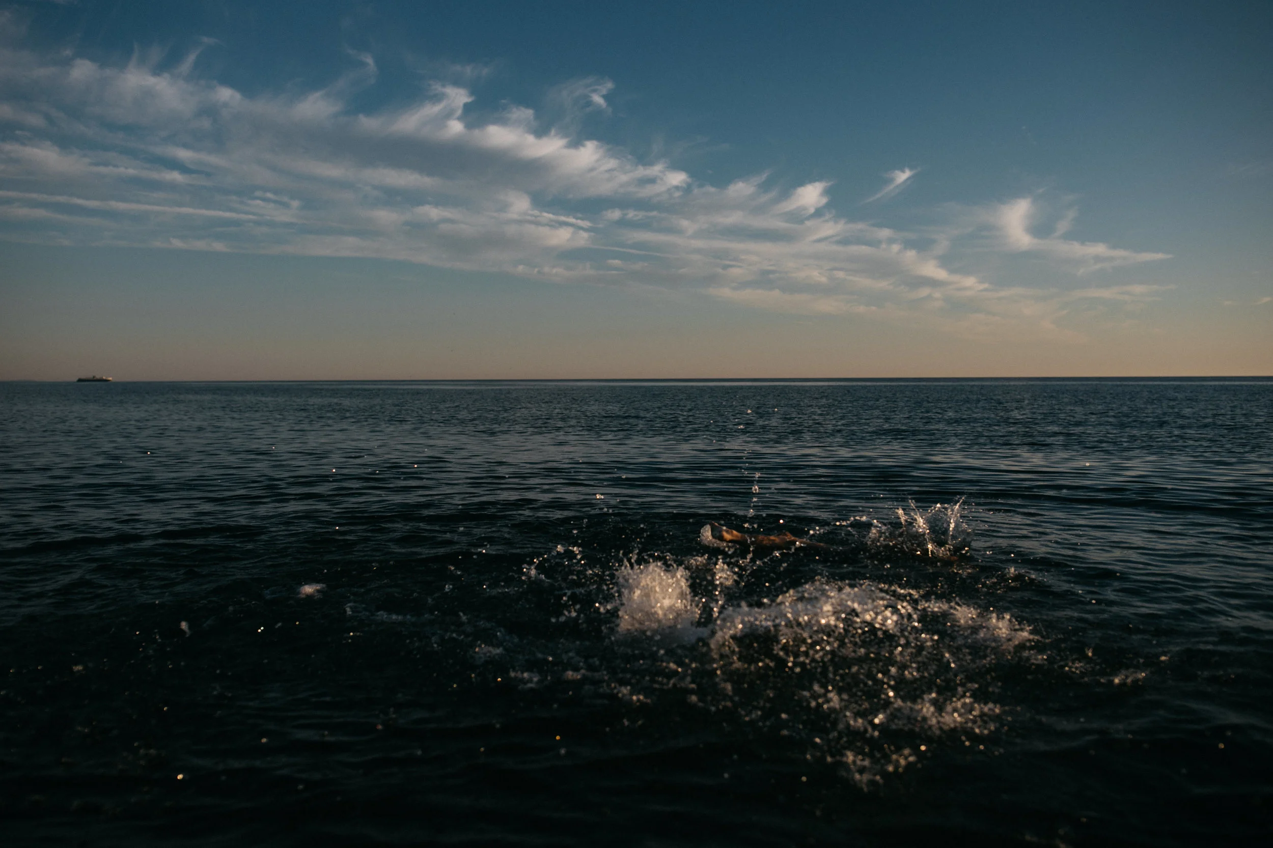 michigan-storytelling-photographer-ludington-beach-live-79.jpg