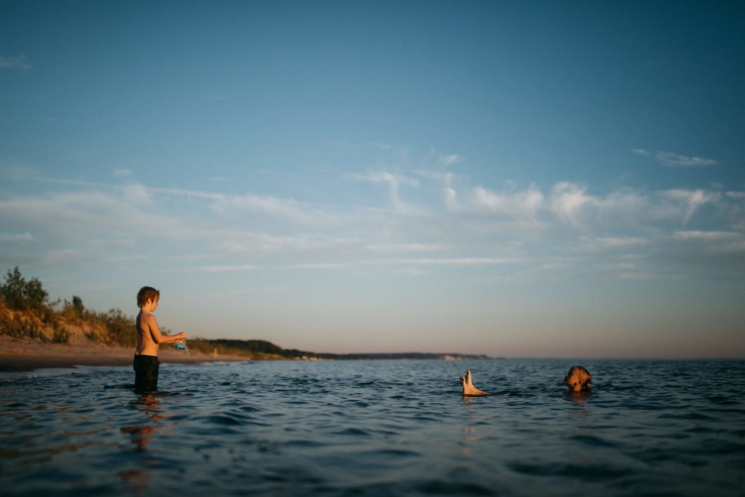 michigan-storytelling-photographer-ludington-beach-live-208.jpg