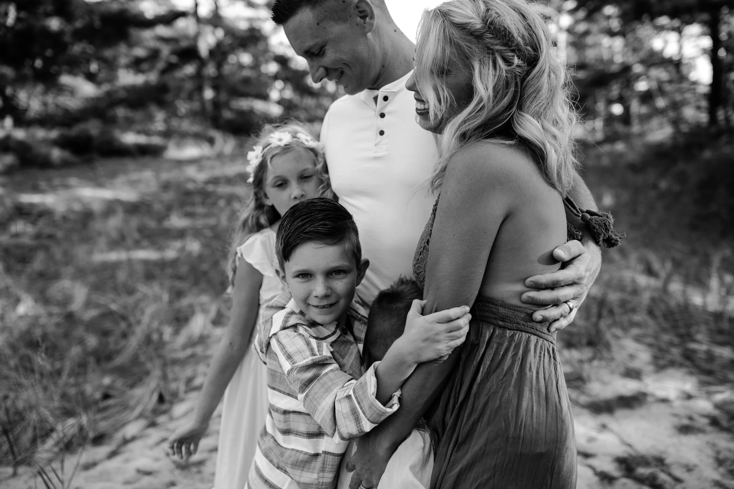 michigan-storytelling-photographer-ludington-mi-state-park-andrews-family-sunset-session-37.jpg