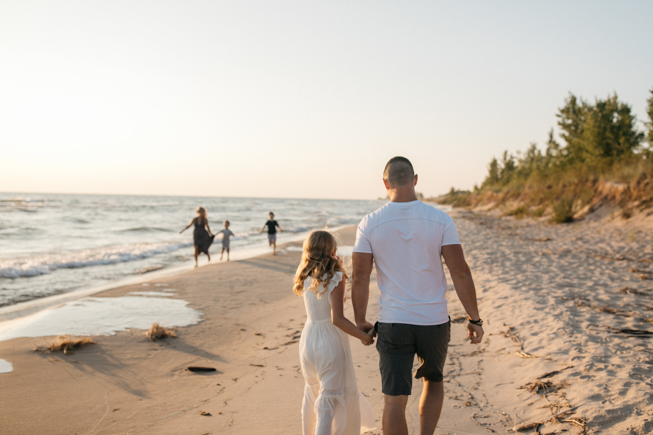 michigan-storytelling-photographer-ludington-mi-state-park-andrews-family-sunset-session-188.jpg