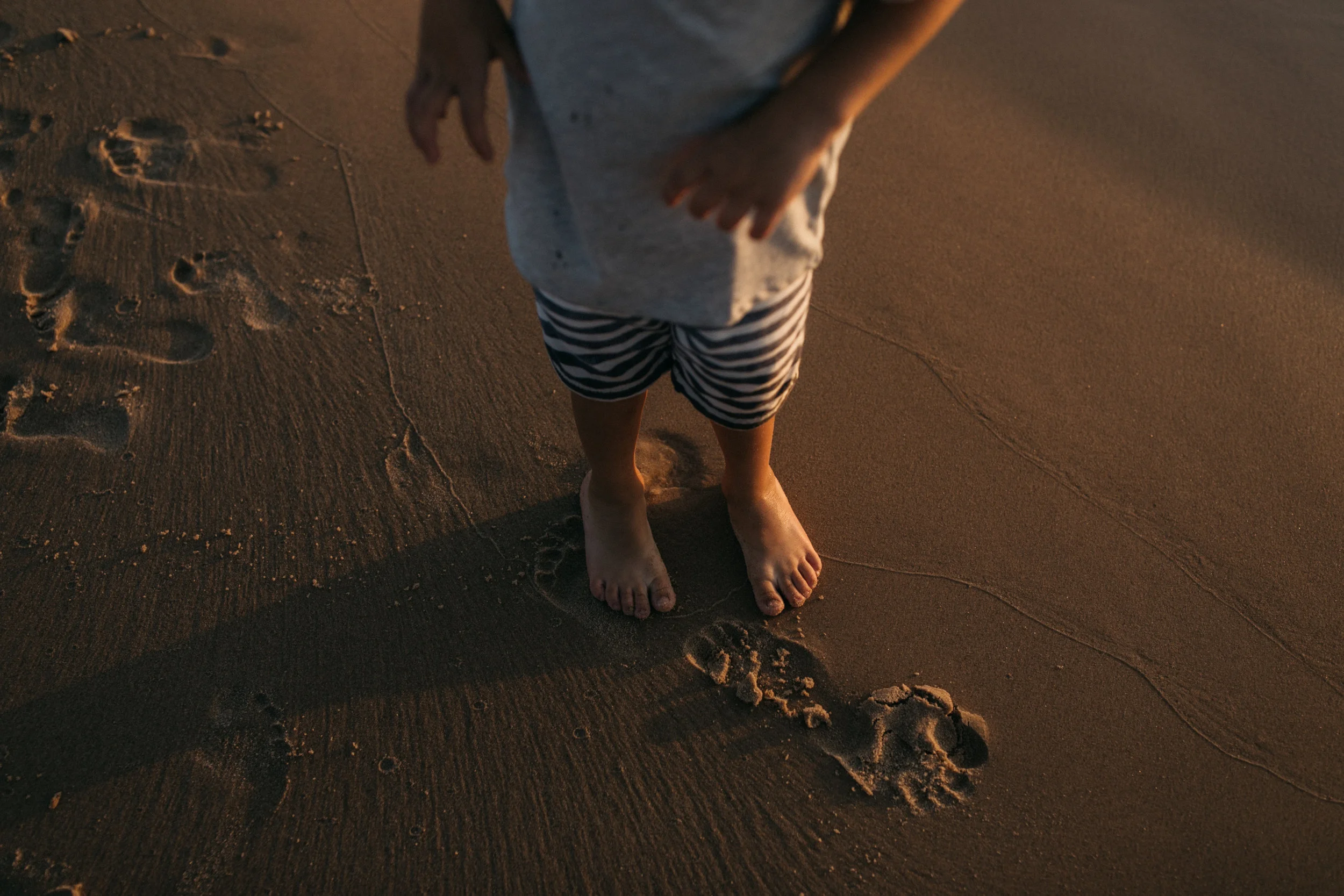 michigan-storytelling-photographer-ludington-mi-state-park-andrews-family-sunset-session-198.jpg