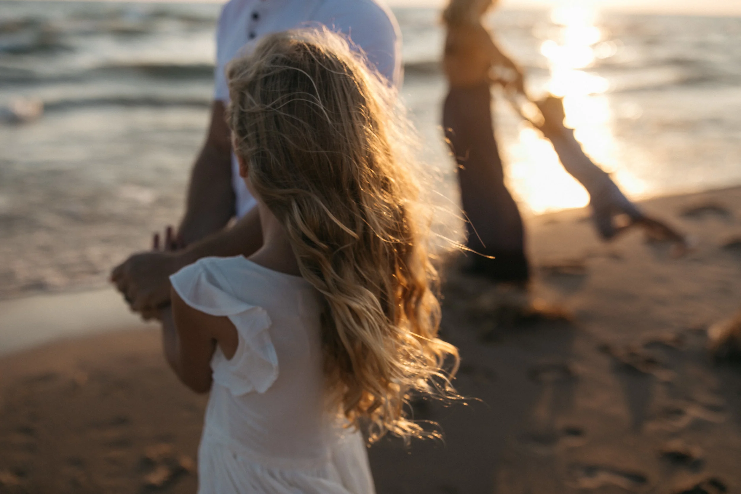 michigan-storytelling-photographer-ludington-mi-state-park-andrews-family-sunset-session-200.jpg