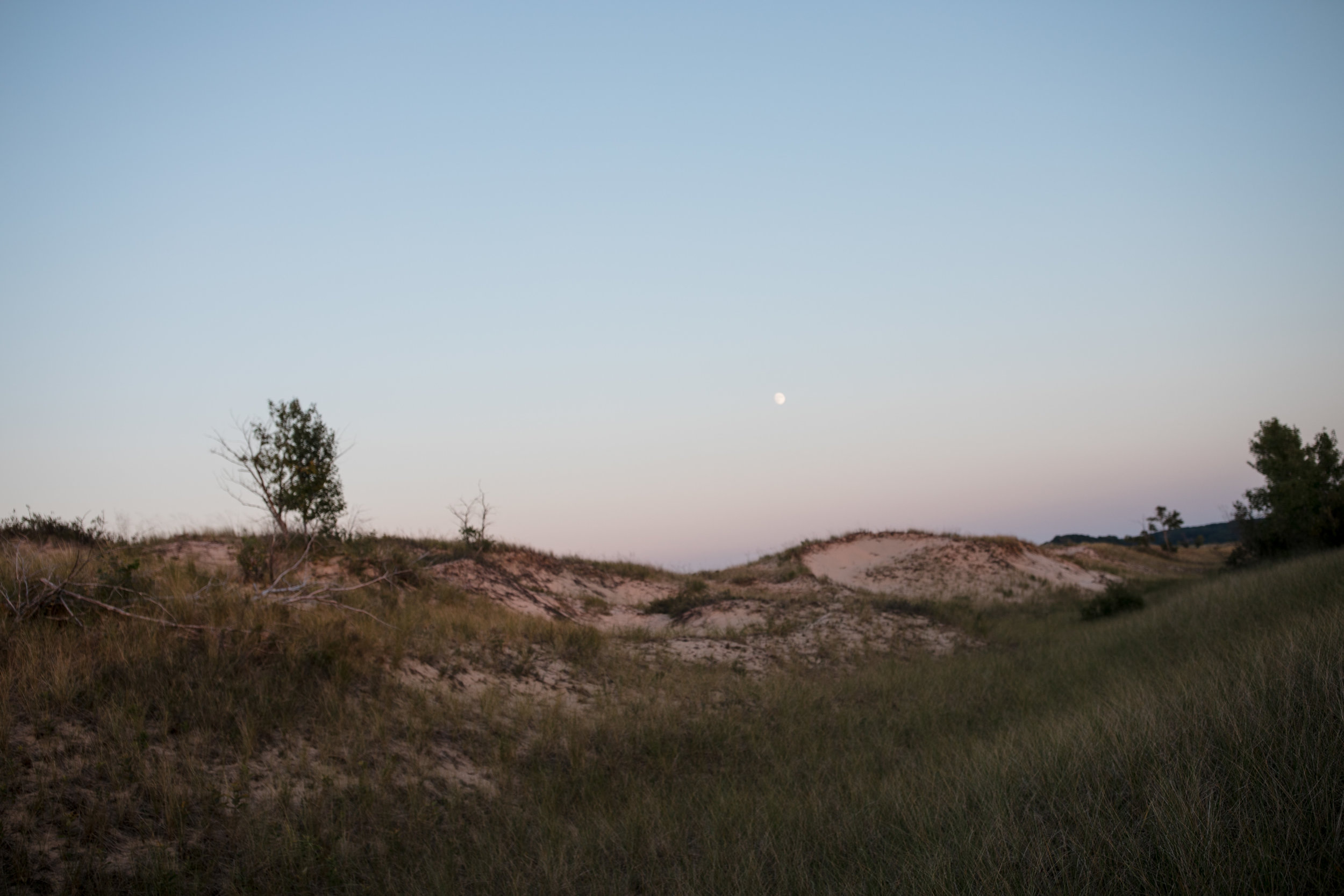 michigan-storytelling-photographer-ludington-mi-state-park-andrews-family-sunset-session-256.jpg