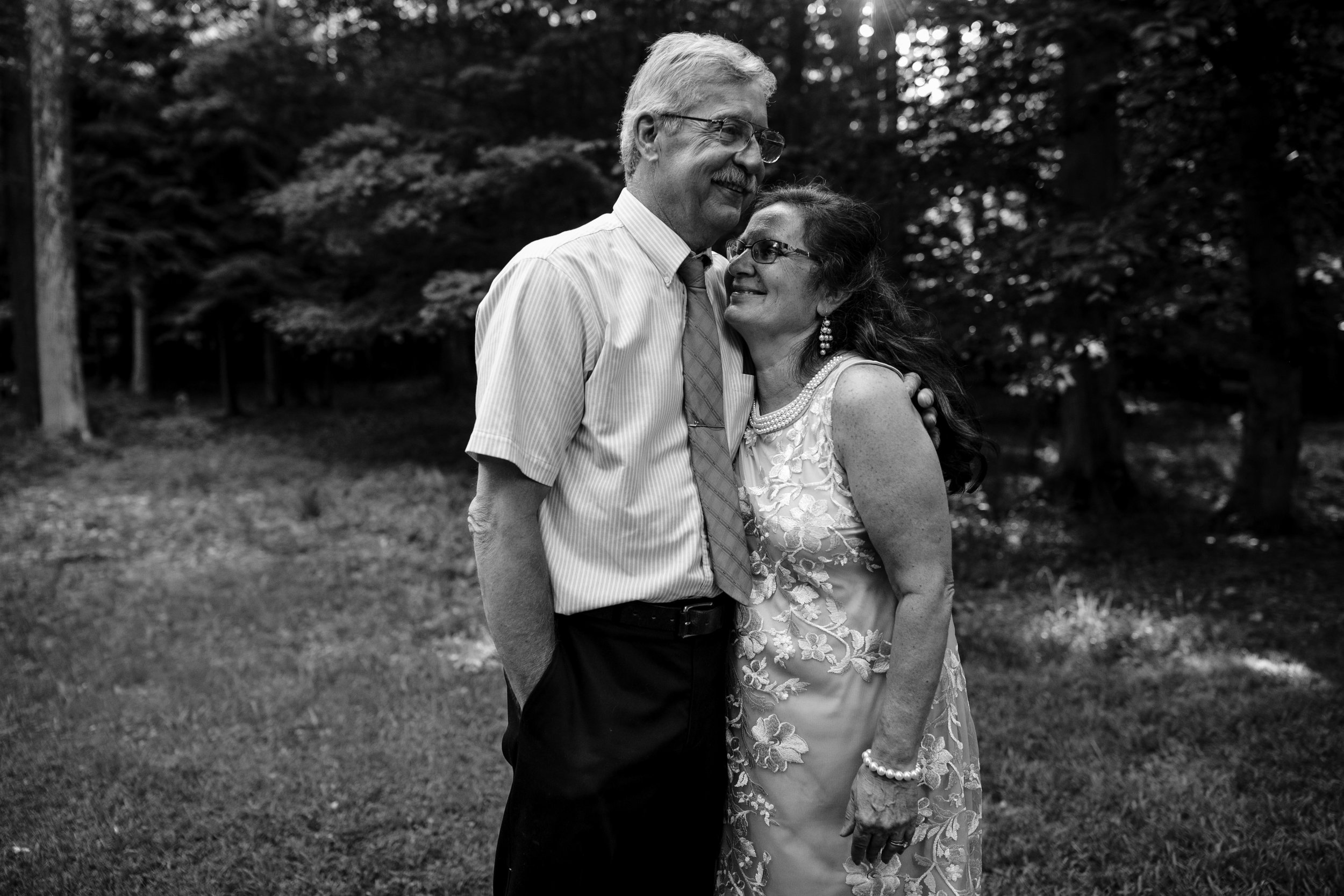 ludington-michigan-intimate-backyard-wedding-jessica-nolan373.jpg