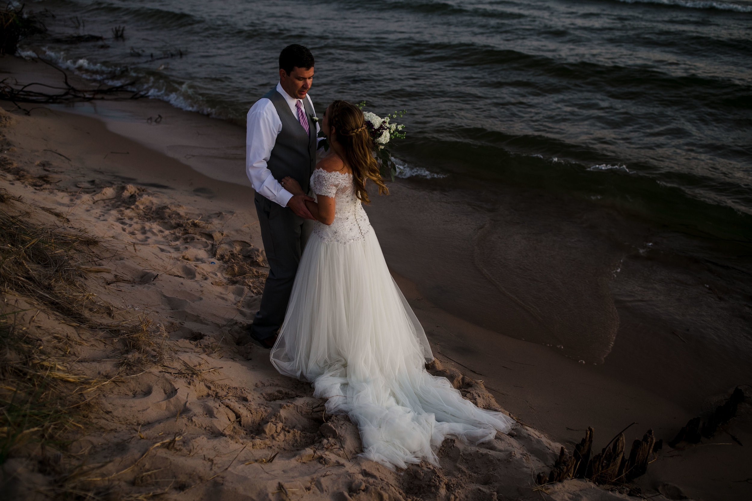 ludington-michigan-intimate-backyard-wedding-jessica-nolan511.jpg