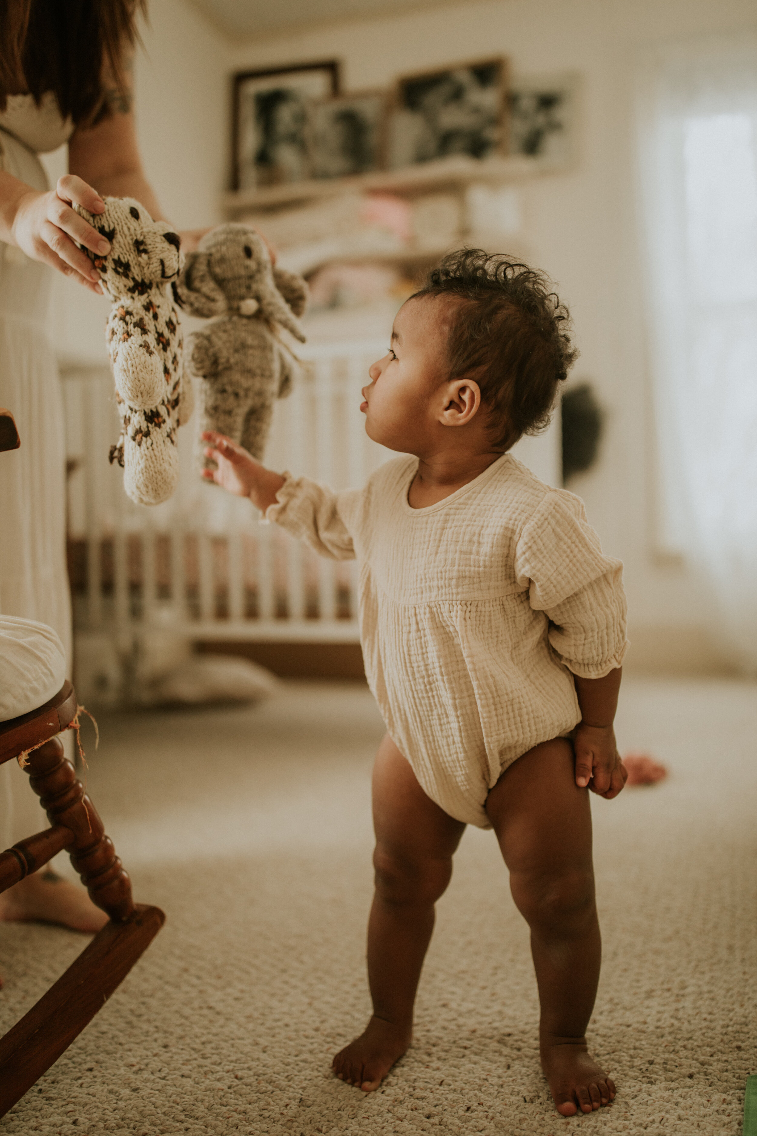 michigan-lifestyle-photographer-manistee-newborn-session-alissa-12.jpg