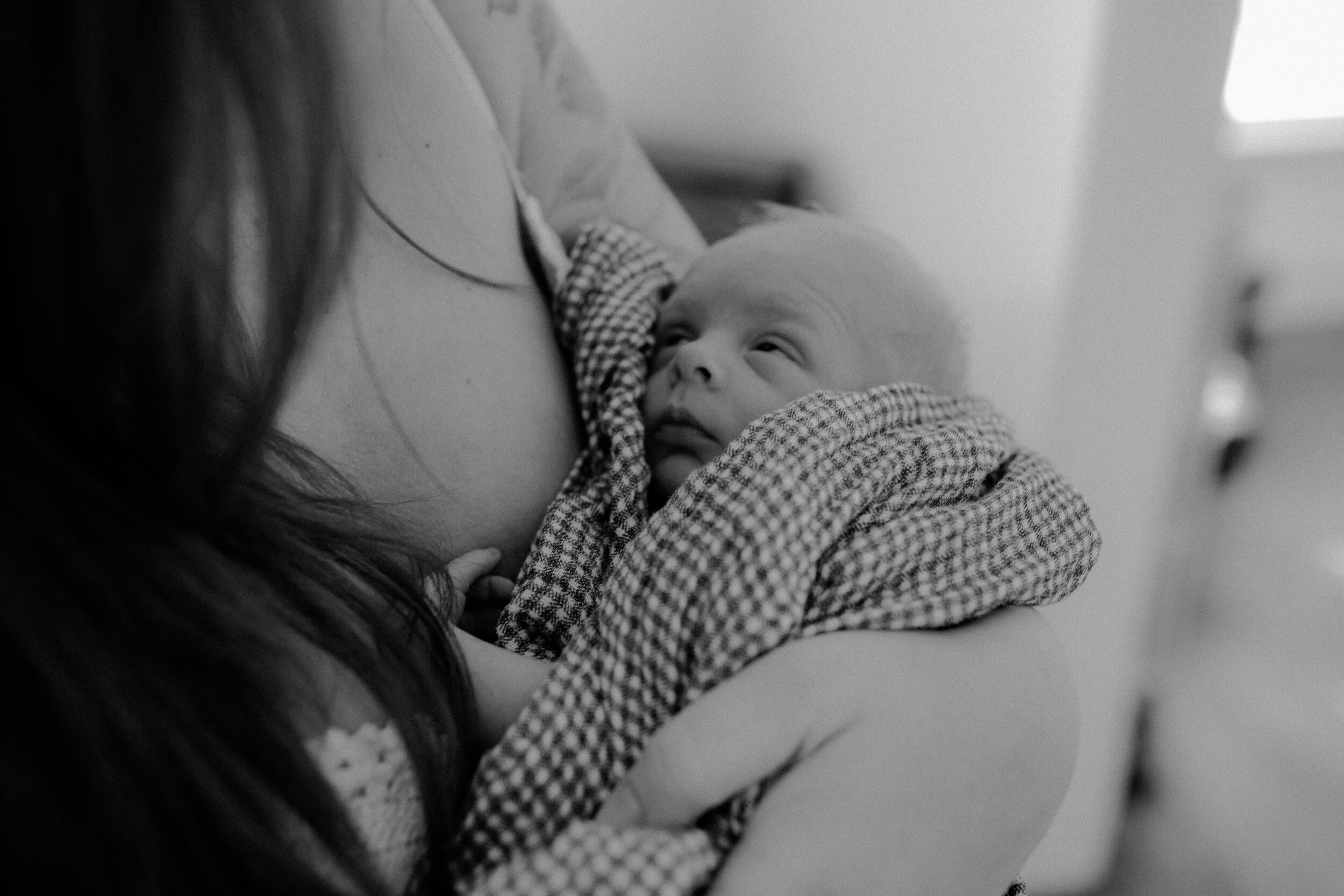 michigan-lifestyle-photographer-manistee-newborn-session-alissa-117.jpg