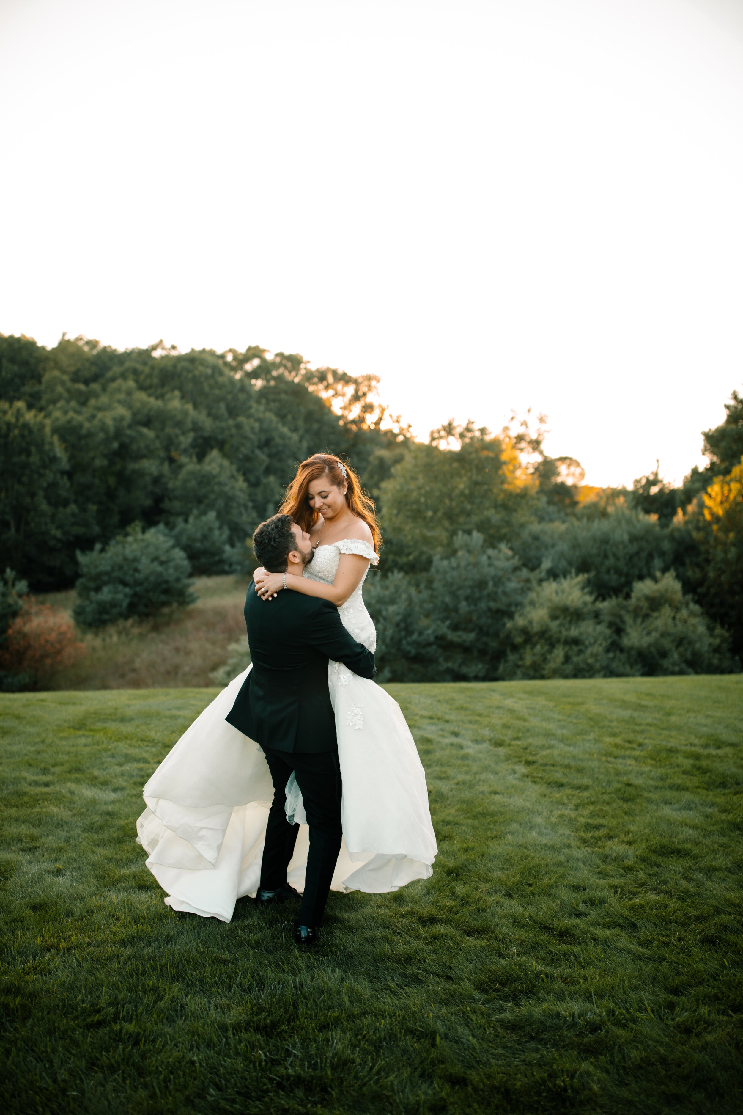 michigan-wedding-photographer-jessicamax-carlymike-40.jpg