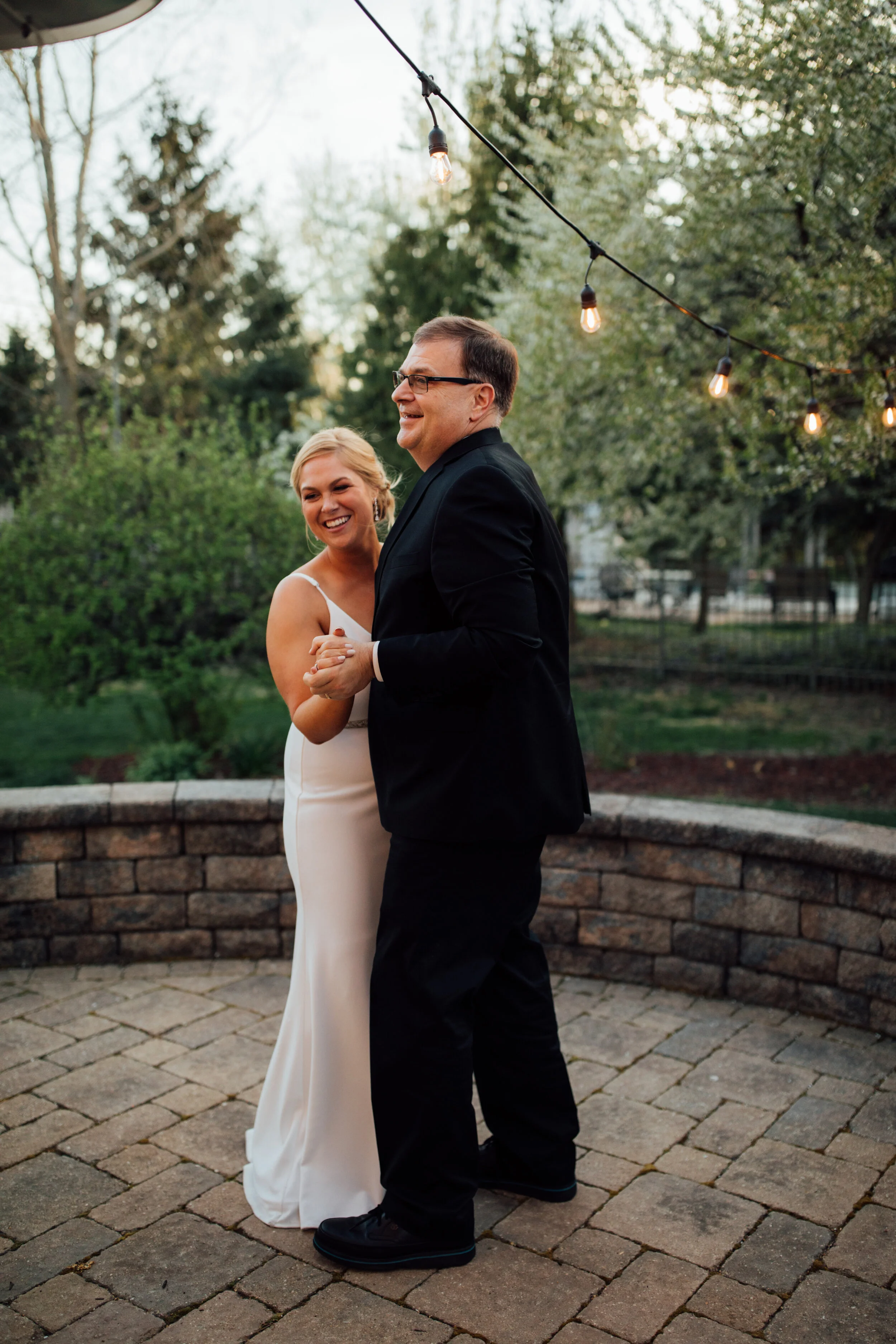 michigan-wedding-photographer-jessica-max-CoreysgettingMaryed-303.jpg