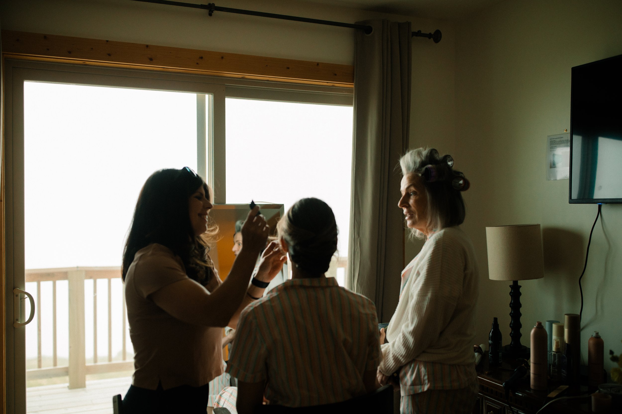 michigan-photographer-lake-bluff-preserve-frankfort-wedding-106.jpg
