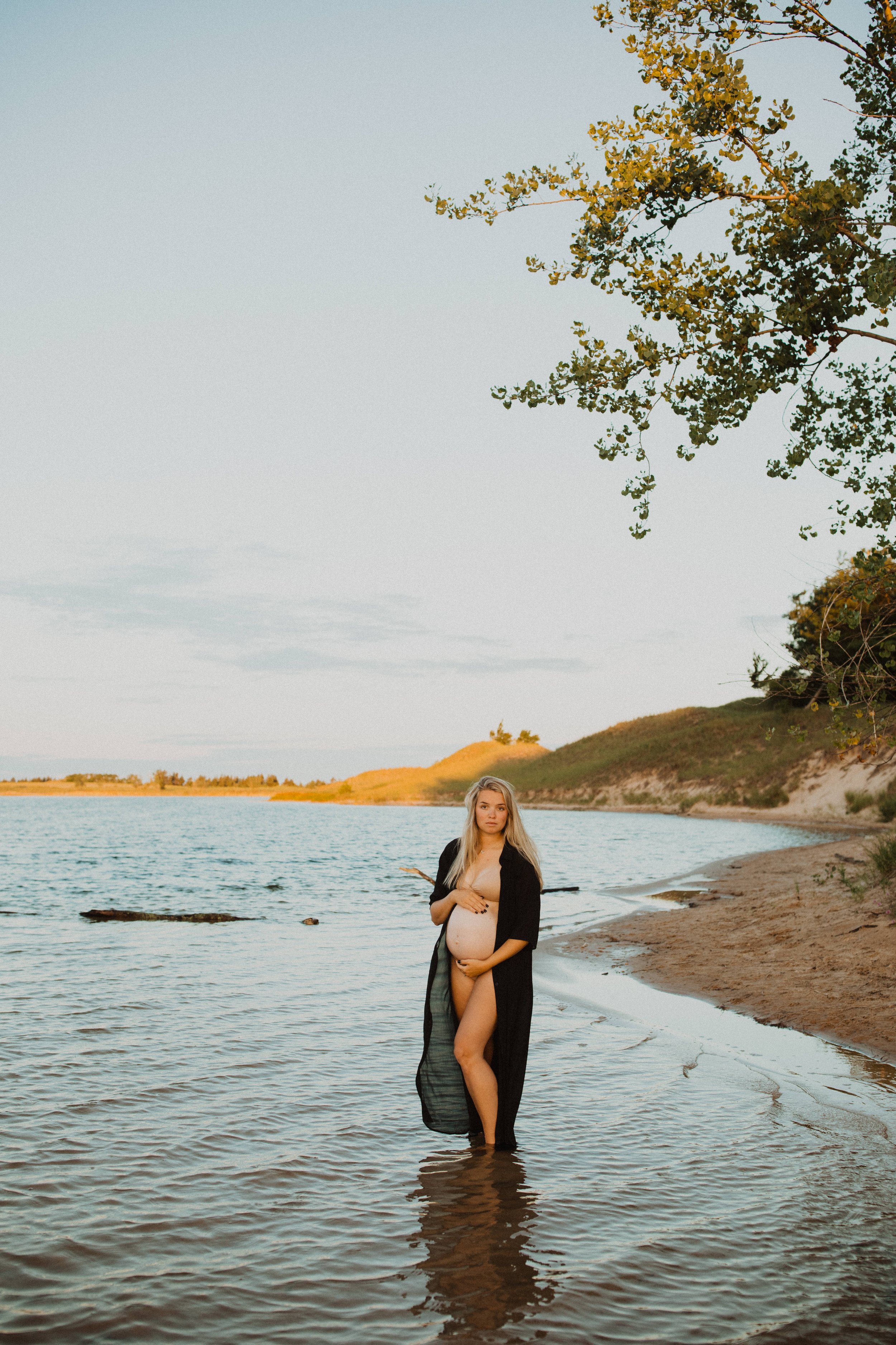 michigan-photographer-ludington-maternity-26.jpg