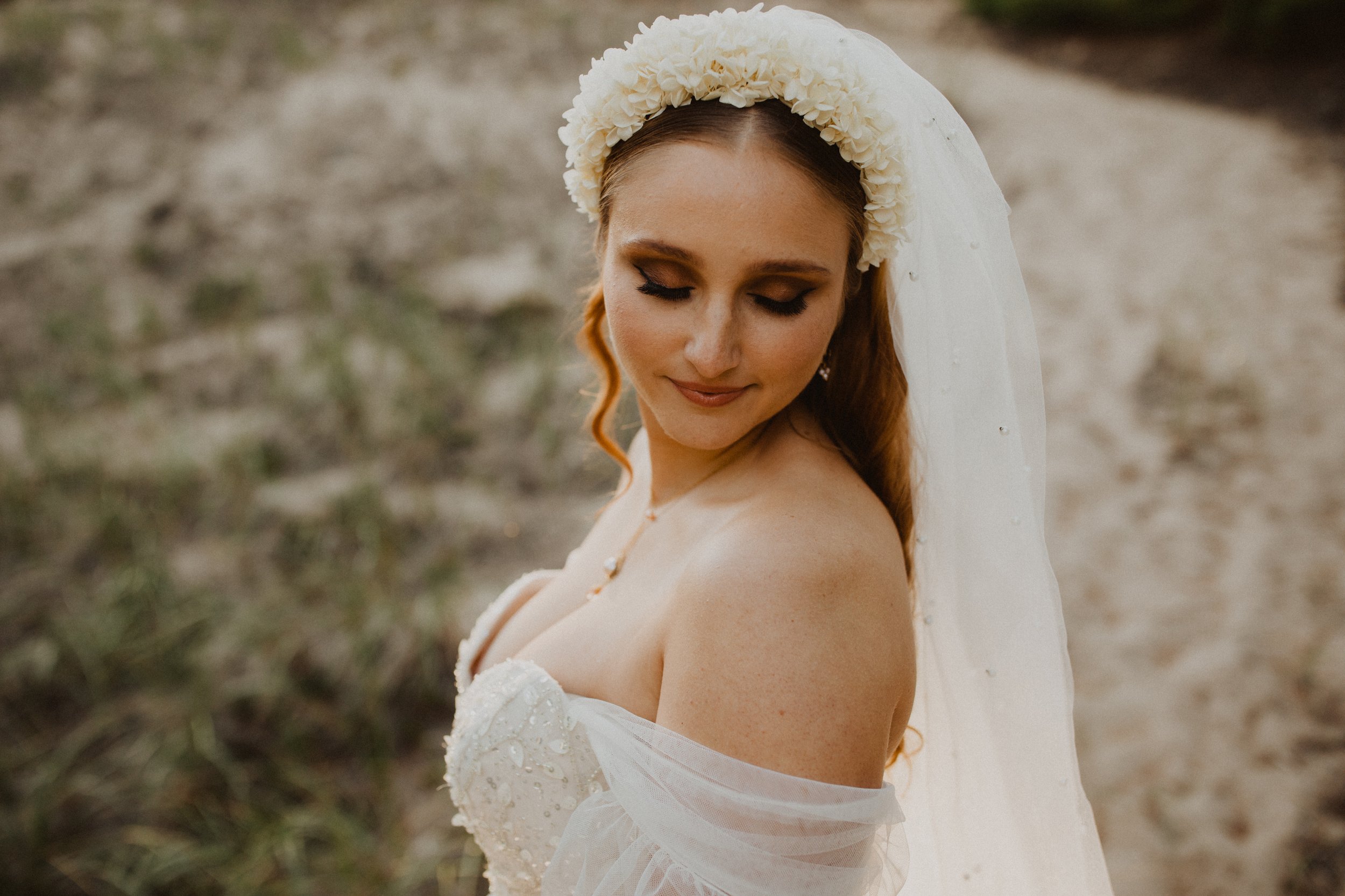 michigan-photographer-fall-bridal-portraits-19.jpg