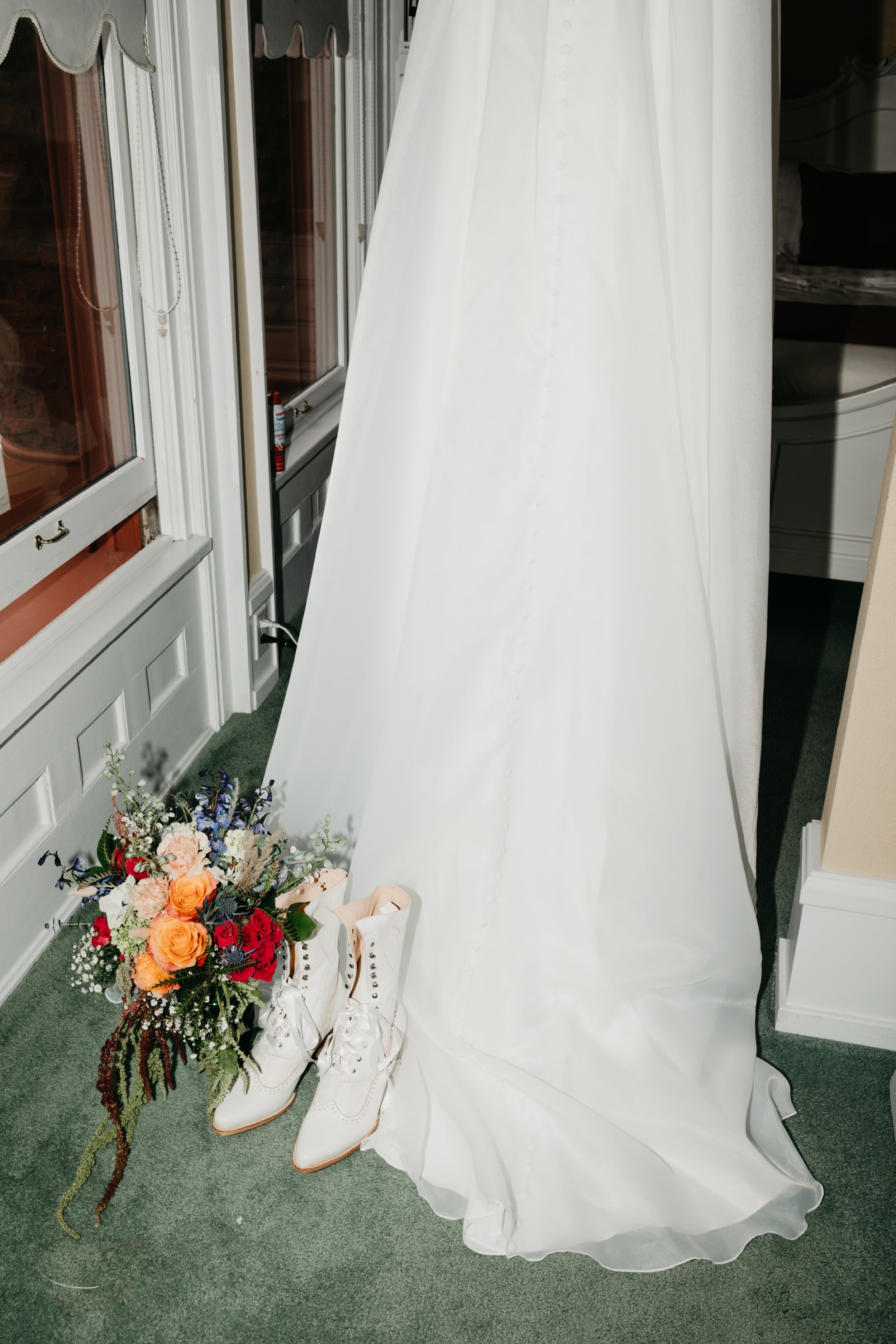 Manistee-Wedding-Photographer-New-Years-Eve-Wedding-13.jpg