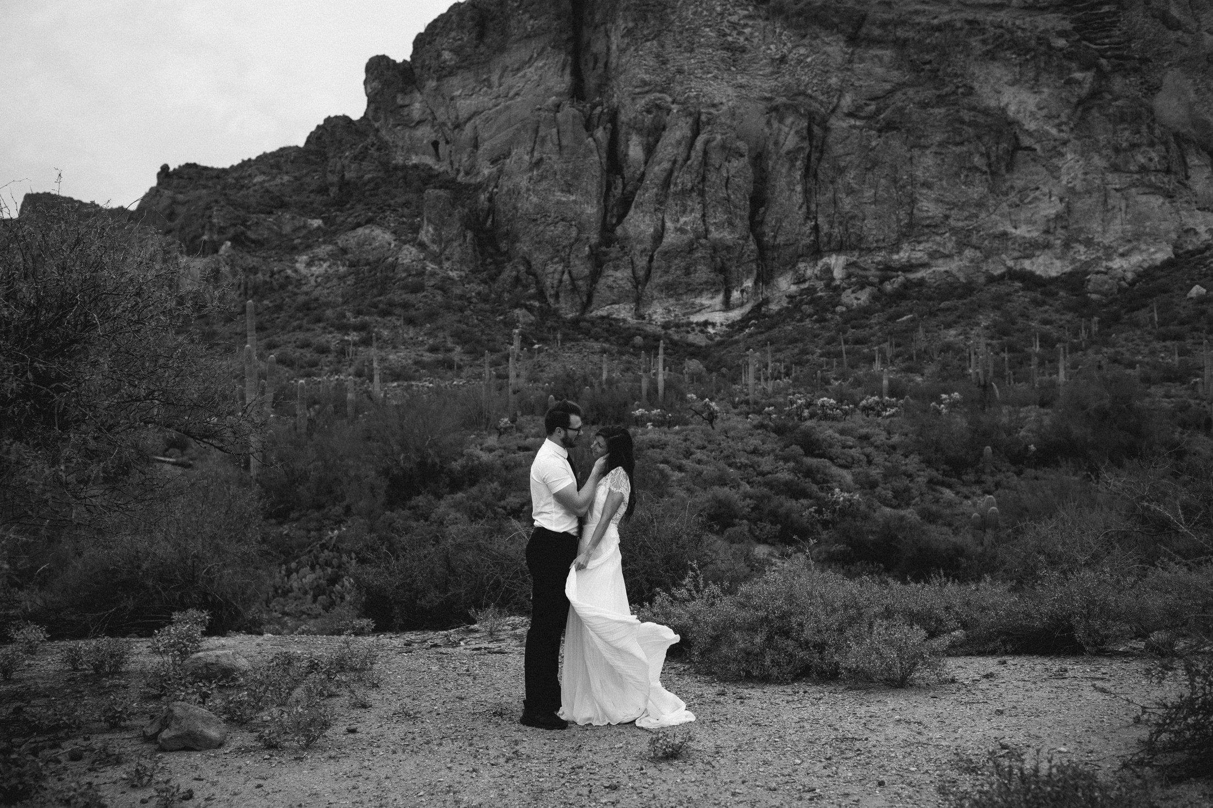 Scottsdale-arizona-wedding-photographer-superstitions-elope-65.jpg