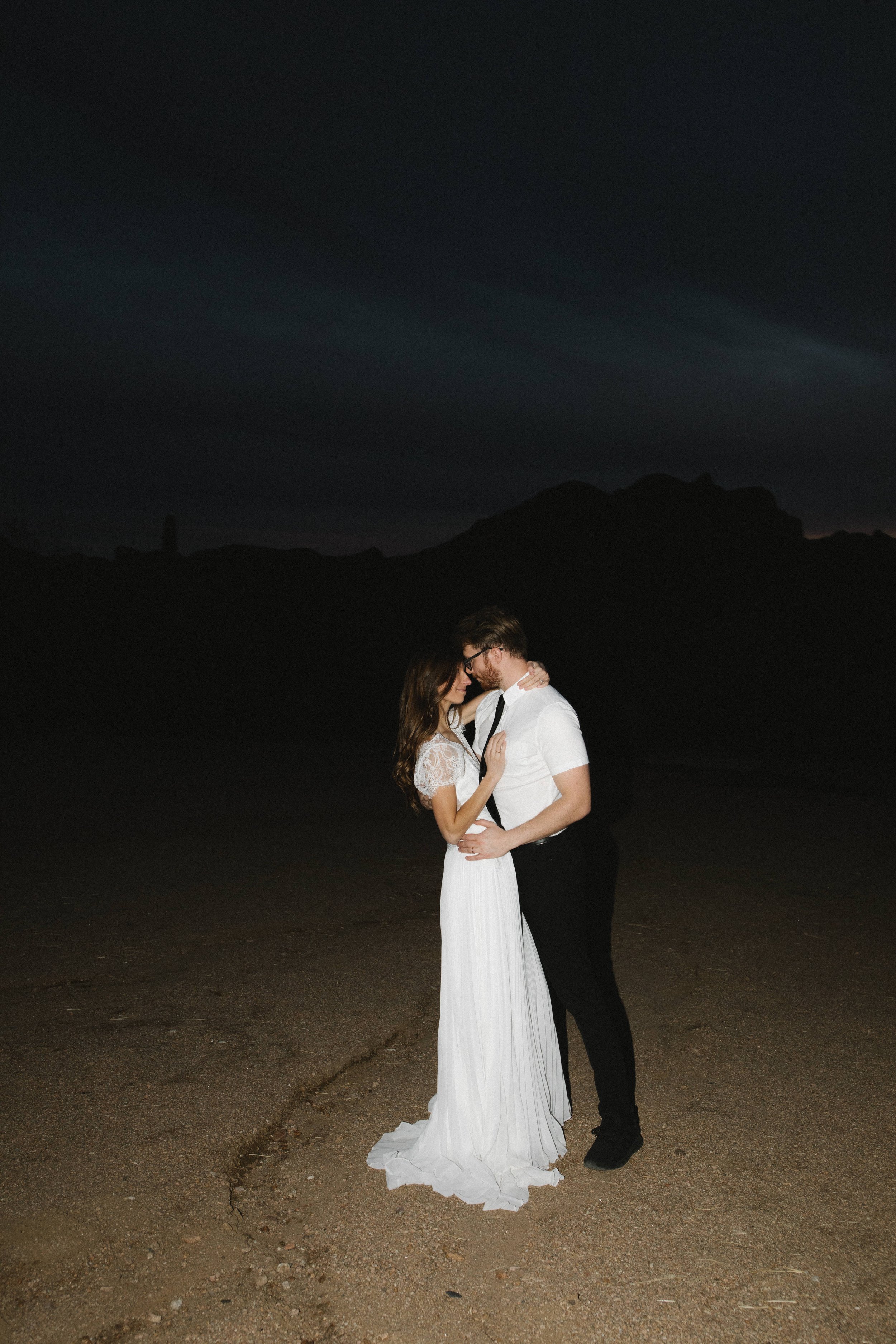 Scottsdale-arizona-wedding-photographer-superstitions-elope-129.jpg