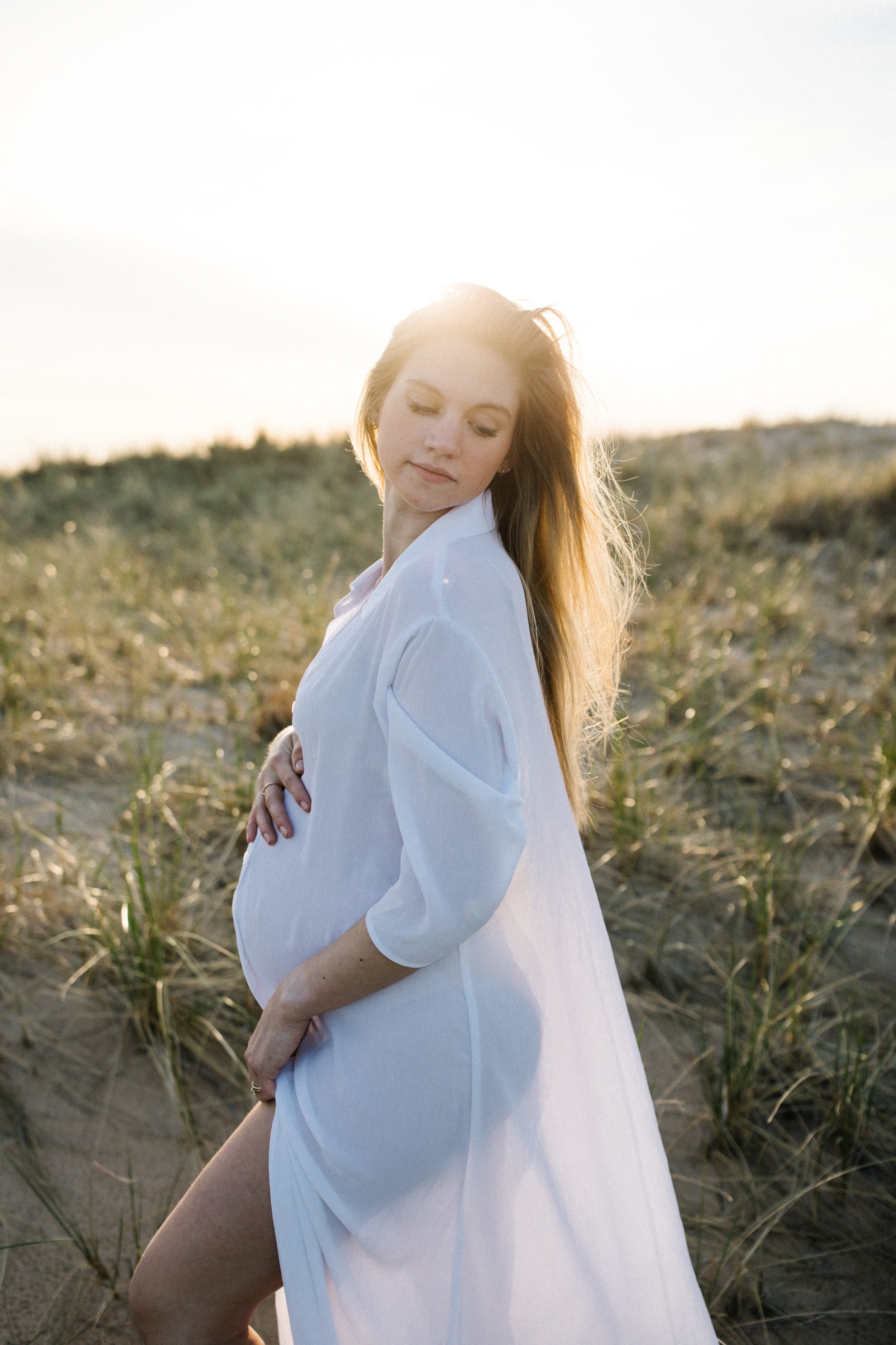 Ludington-Michigan-Photographer-maternity-session-58.jpg
