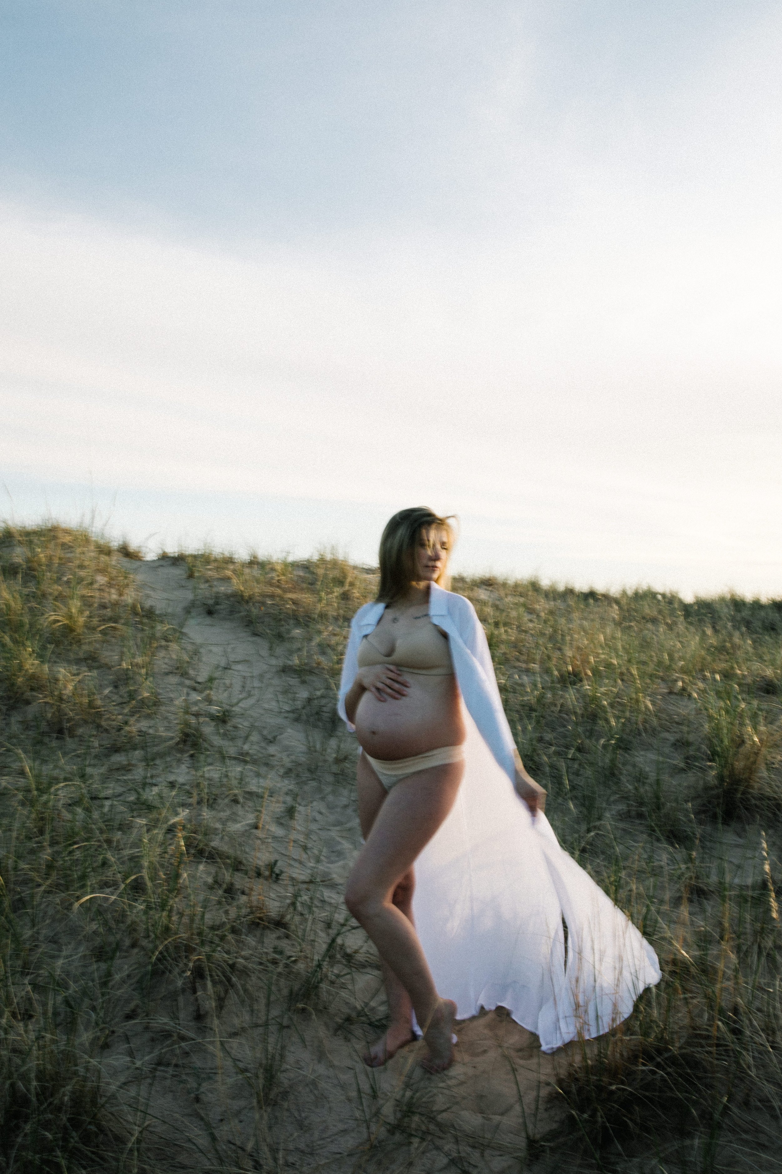 Ludington-Michigan-Photographer-maternity-session-82.jpg