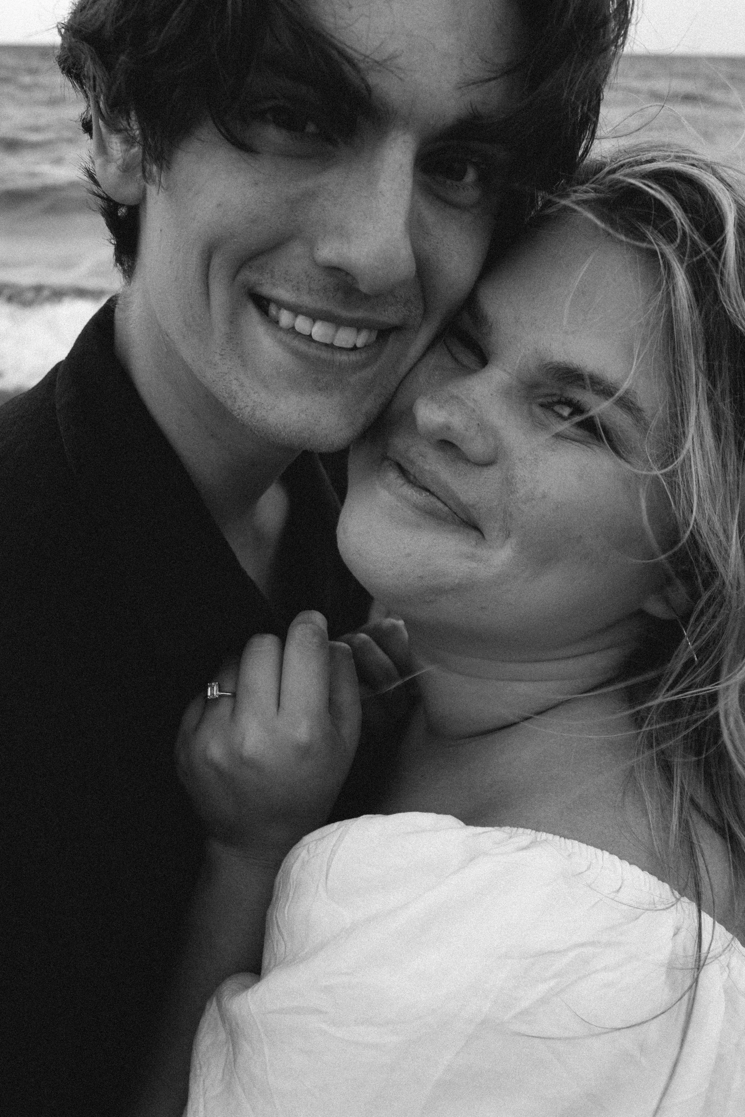 Ludington-Photographer-engagement-session-100.jpg