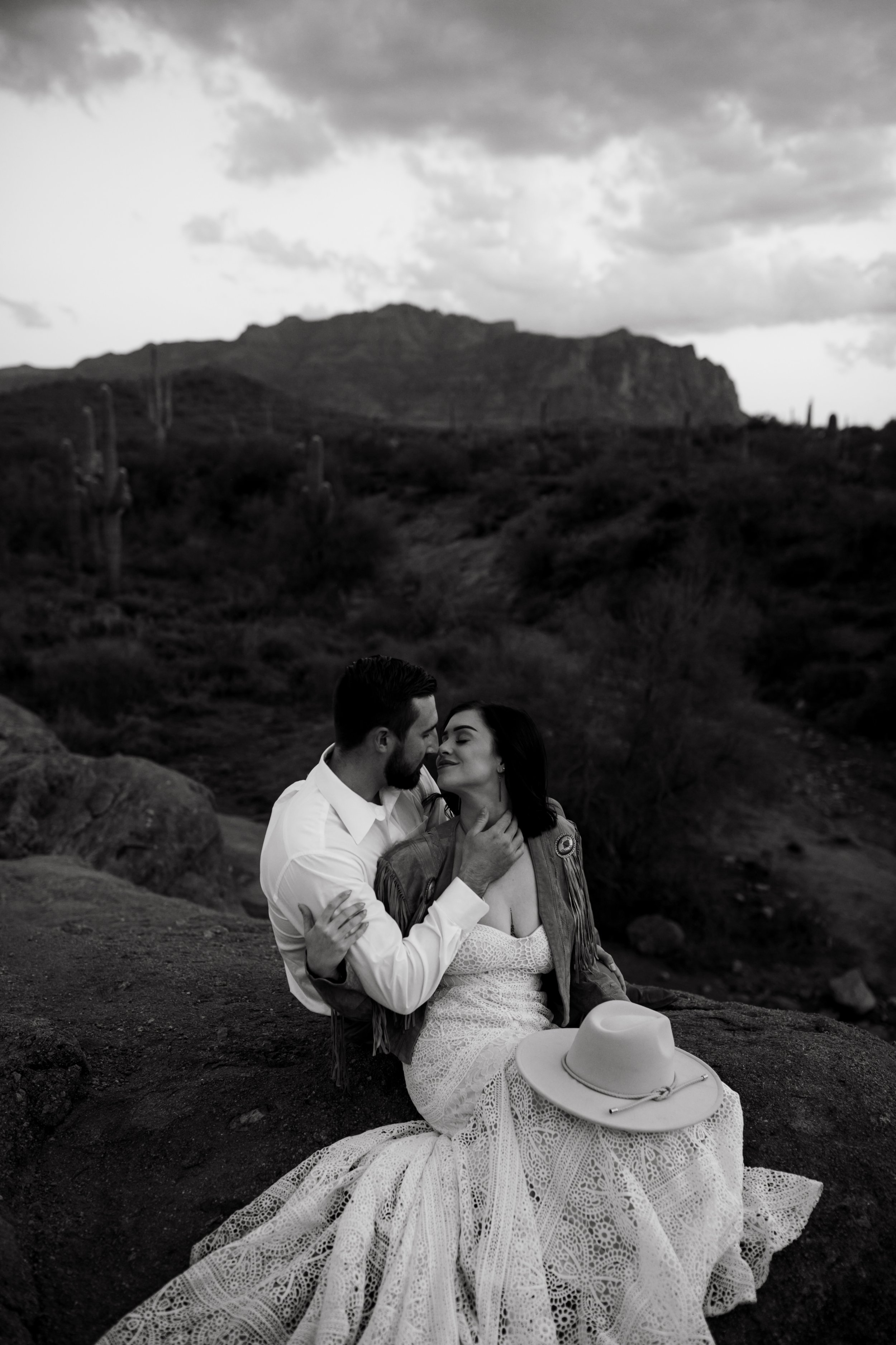 arizona-photographer-superstitions-elopement-mesa-az-149.jpg