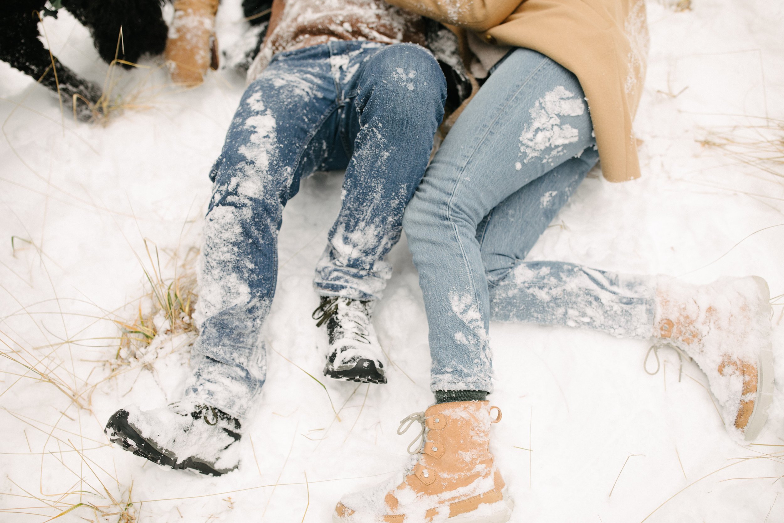 Michigan-Photographerwomens-couples-winter-session-59.jpg