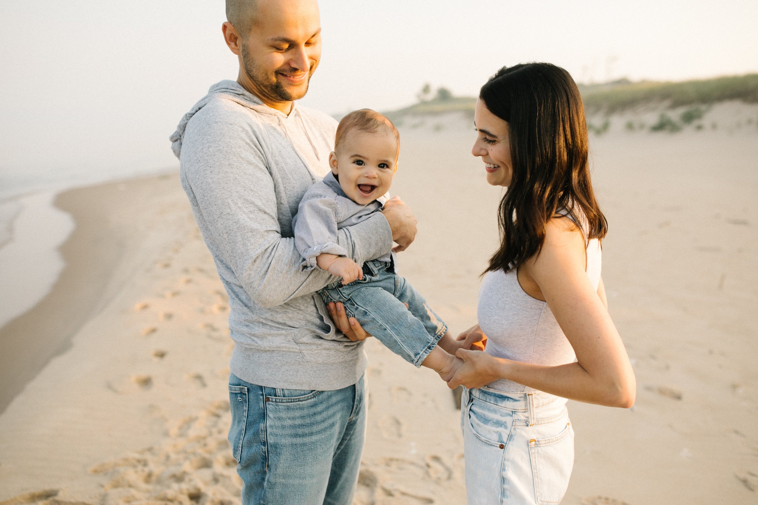 Michigan-Photographer-Ludington-family-sunrise-session-87.jpg