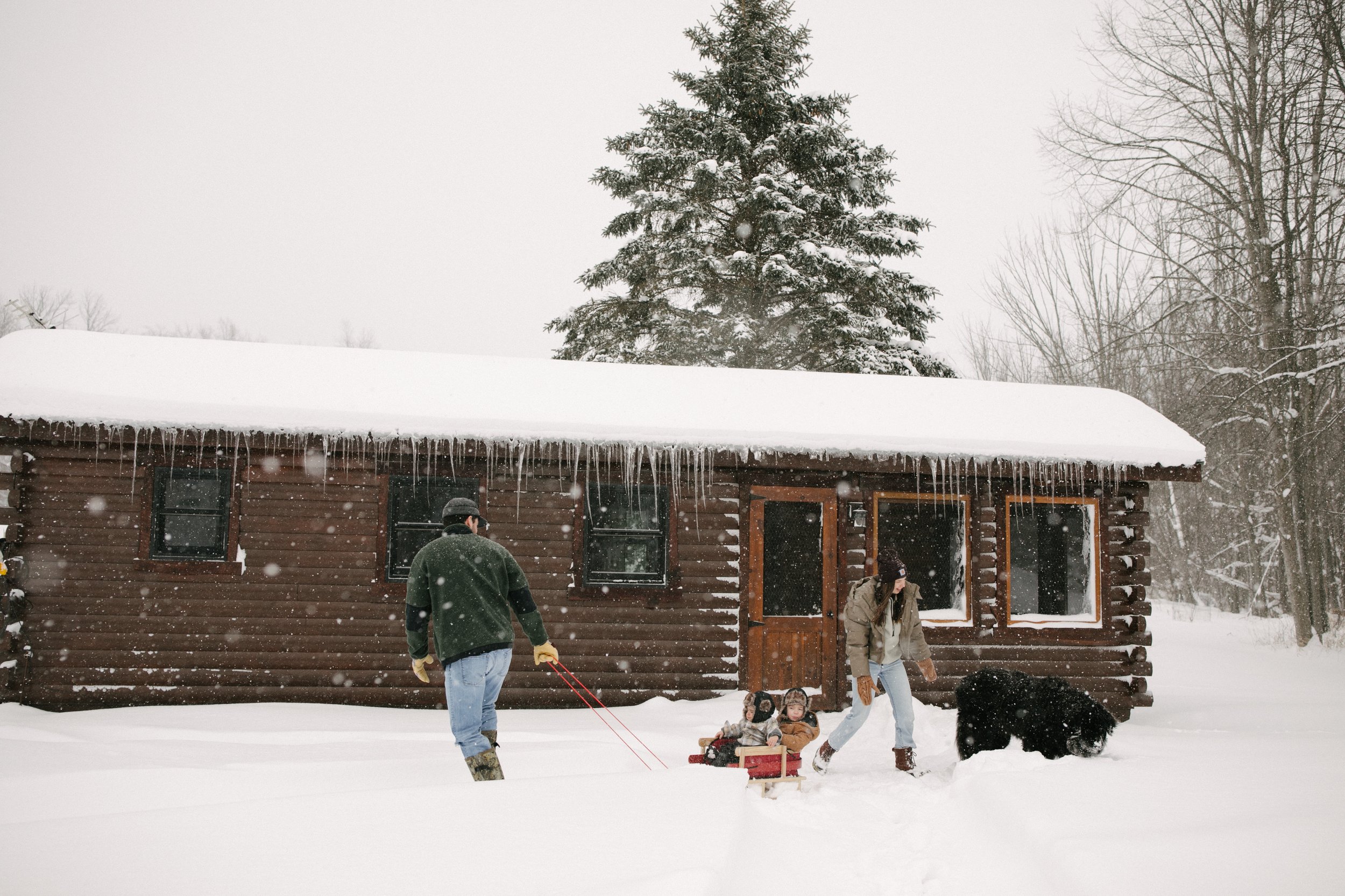 Michigan-Wedding-Photographer-Ludington-Winter-In-Home-30.jpg