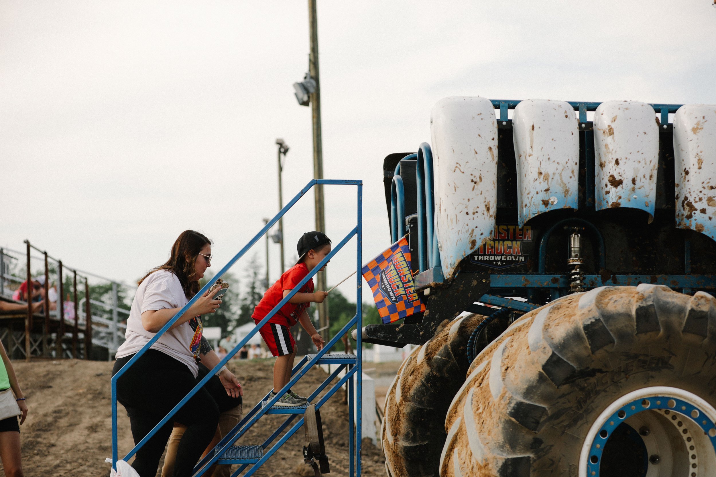 Michigan-photographer-Monstertruck-Throwdown-Fremont-9.jpg