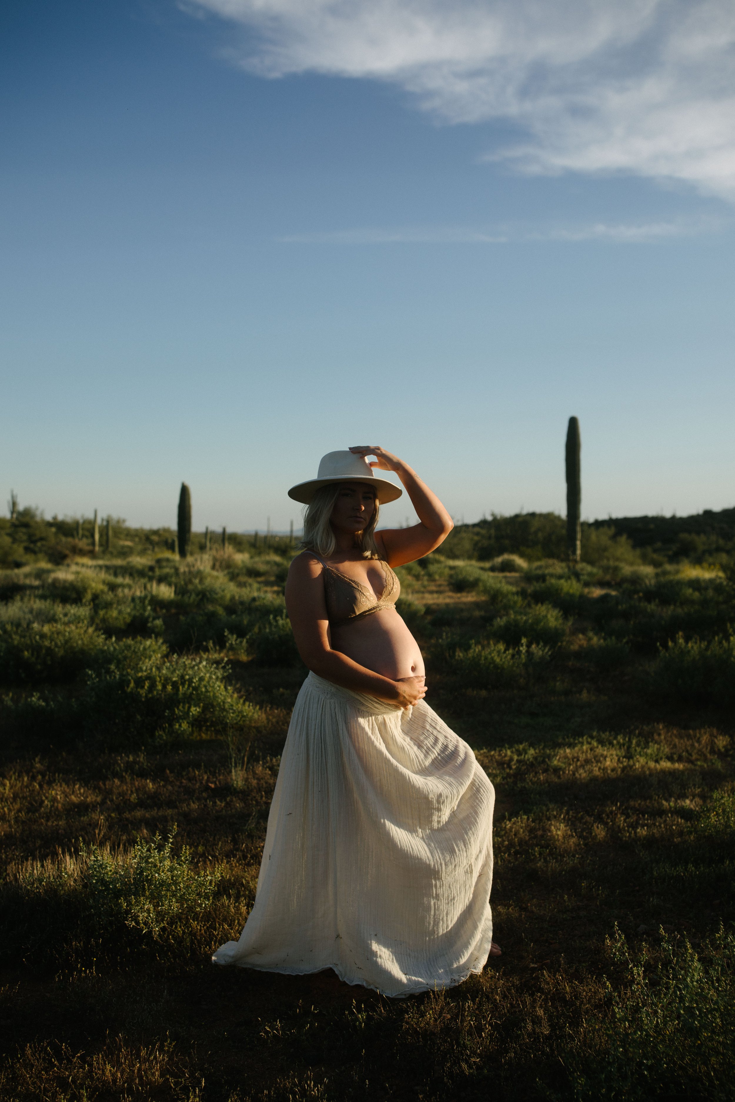 Arizona-Film-Photographer-Superstitions-Maternity-100.jpg