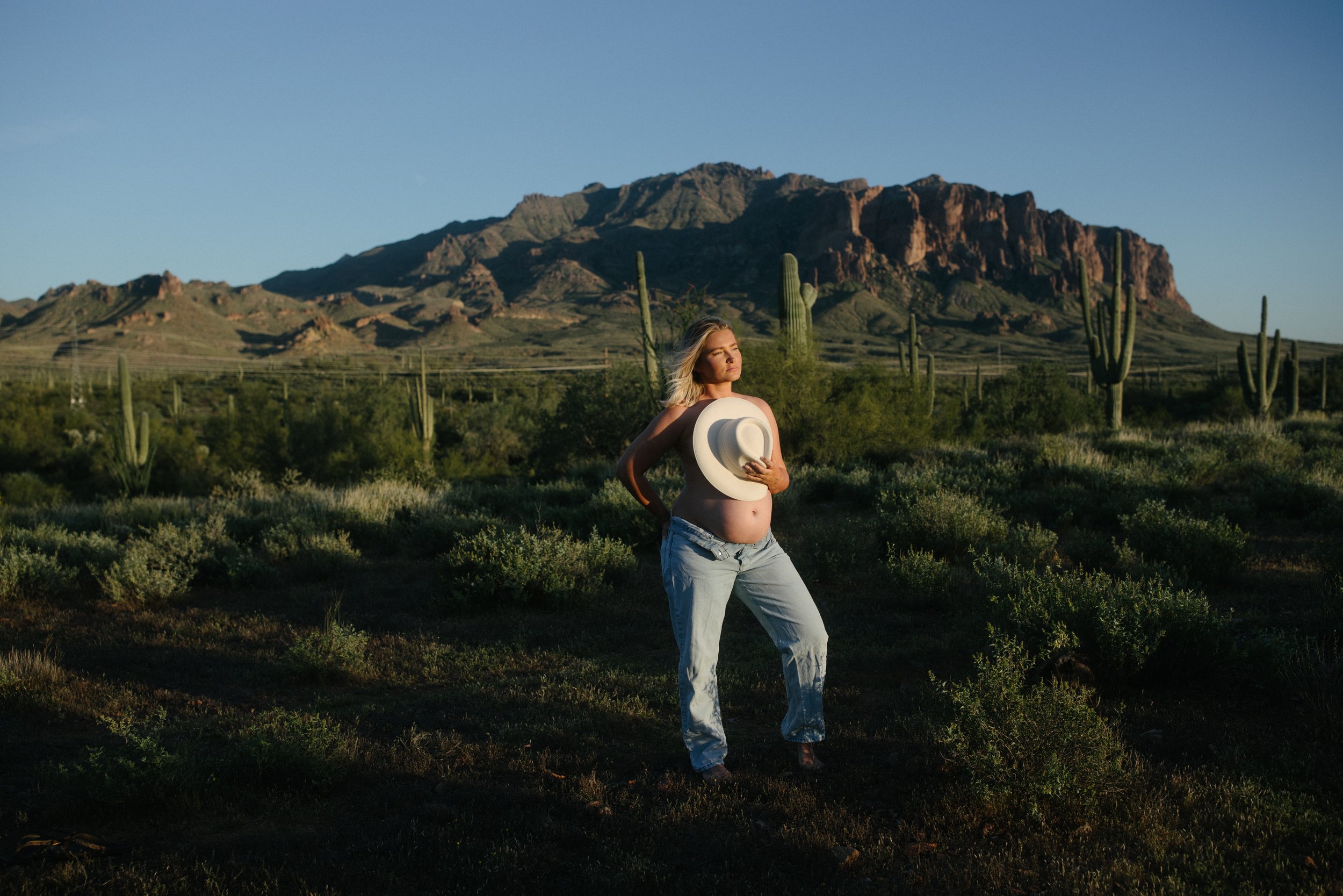 Arizona-Film-Photographer-Superstitions-Maternity-125.jpg